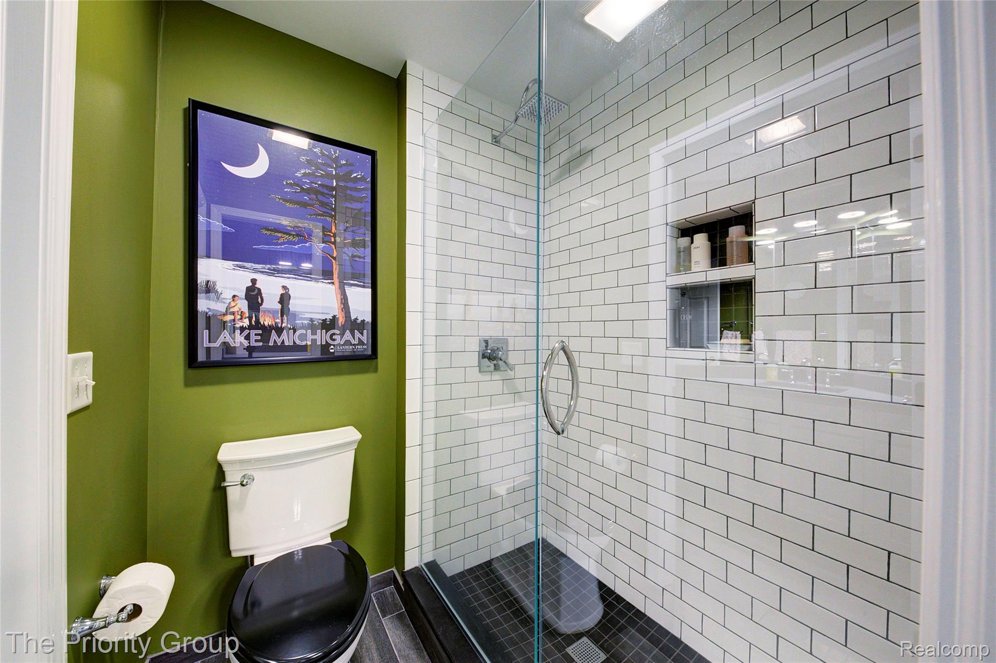 7730 Parkcrest Circle