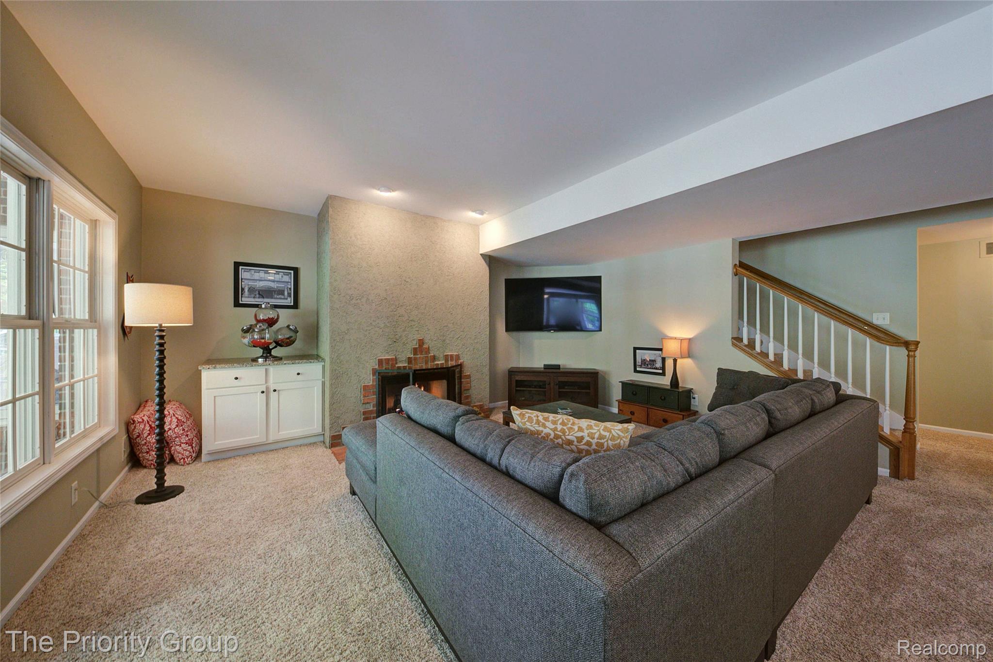 7730 Parkcrest Circle