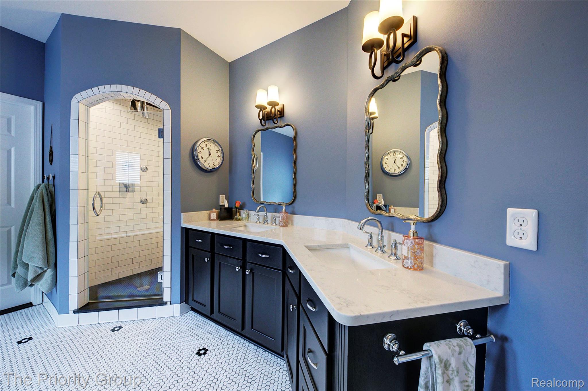 7730 Parkcrest Circle