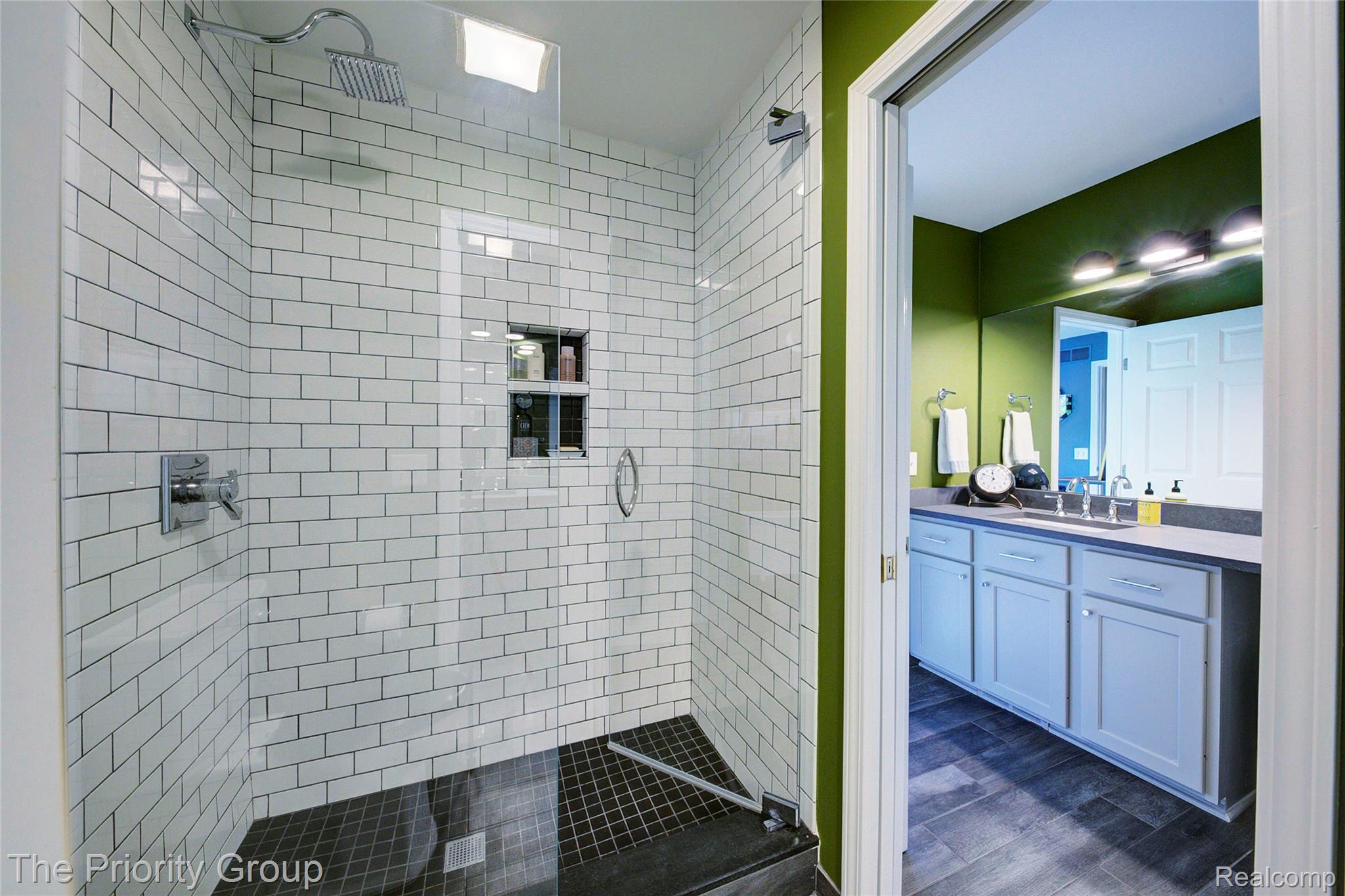 7730 Parkcrest Circle