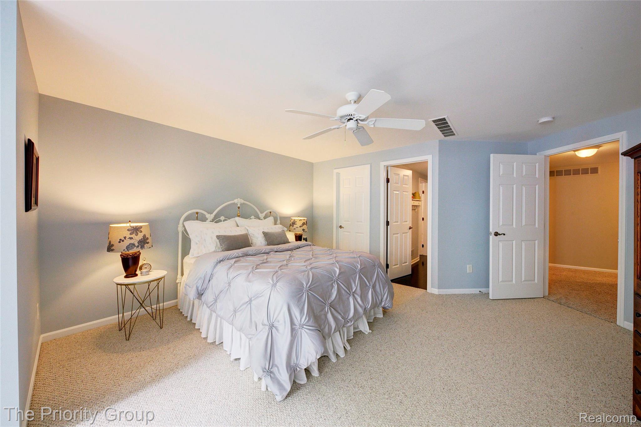 7730 Parkcrest Circle