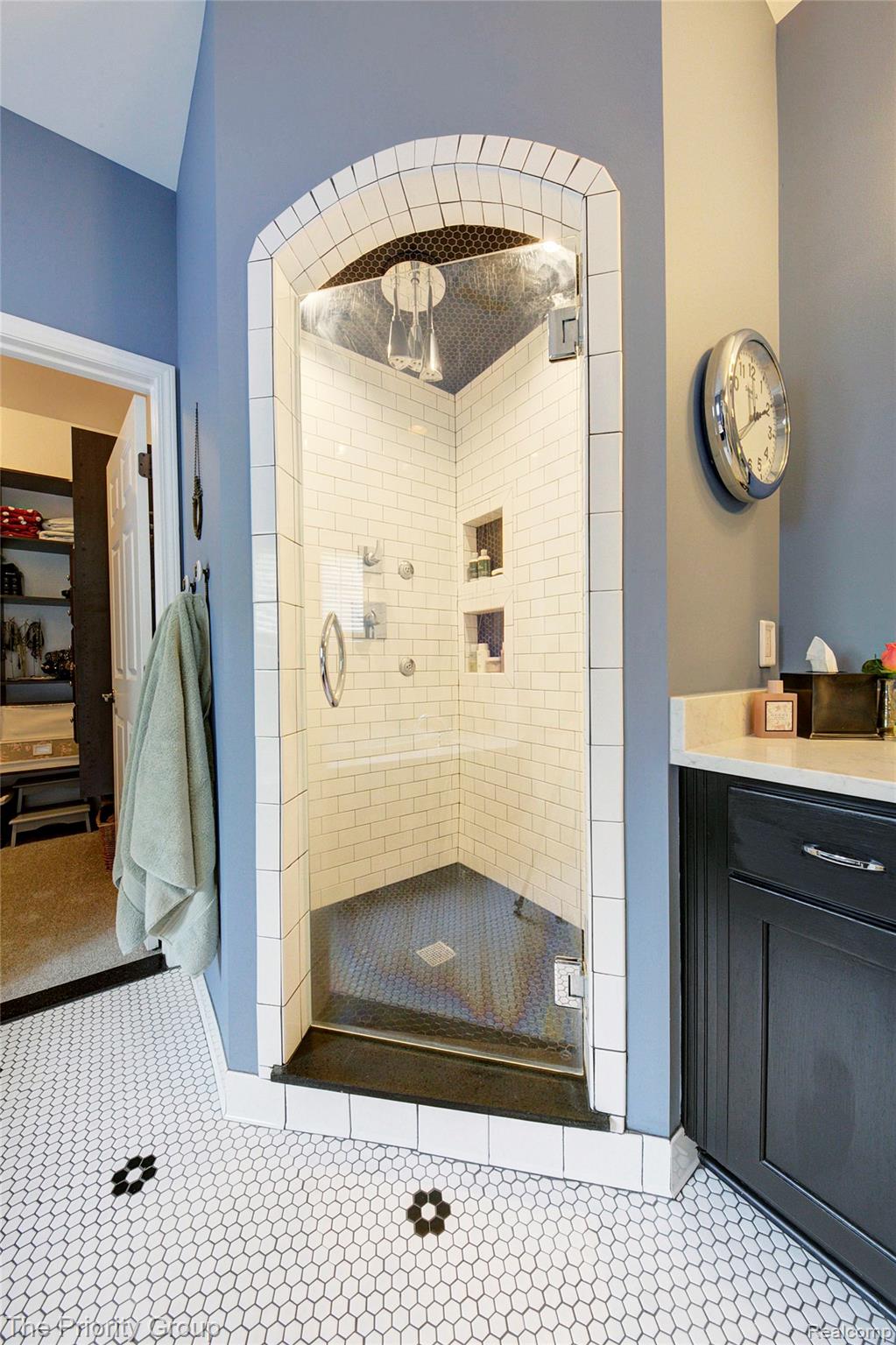 7730 Parkcrest Circle