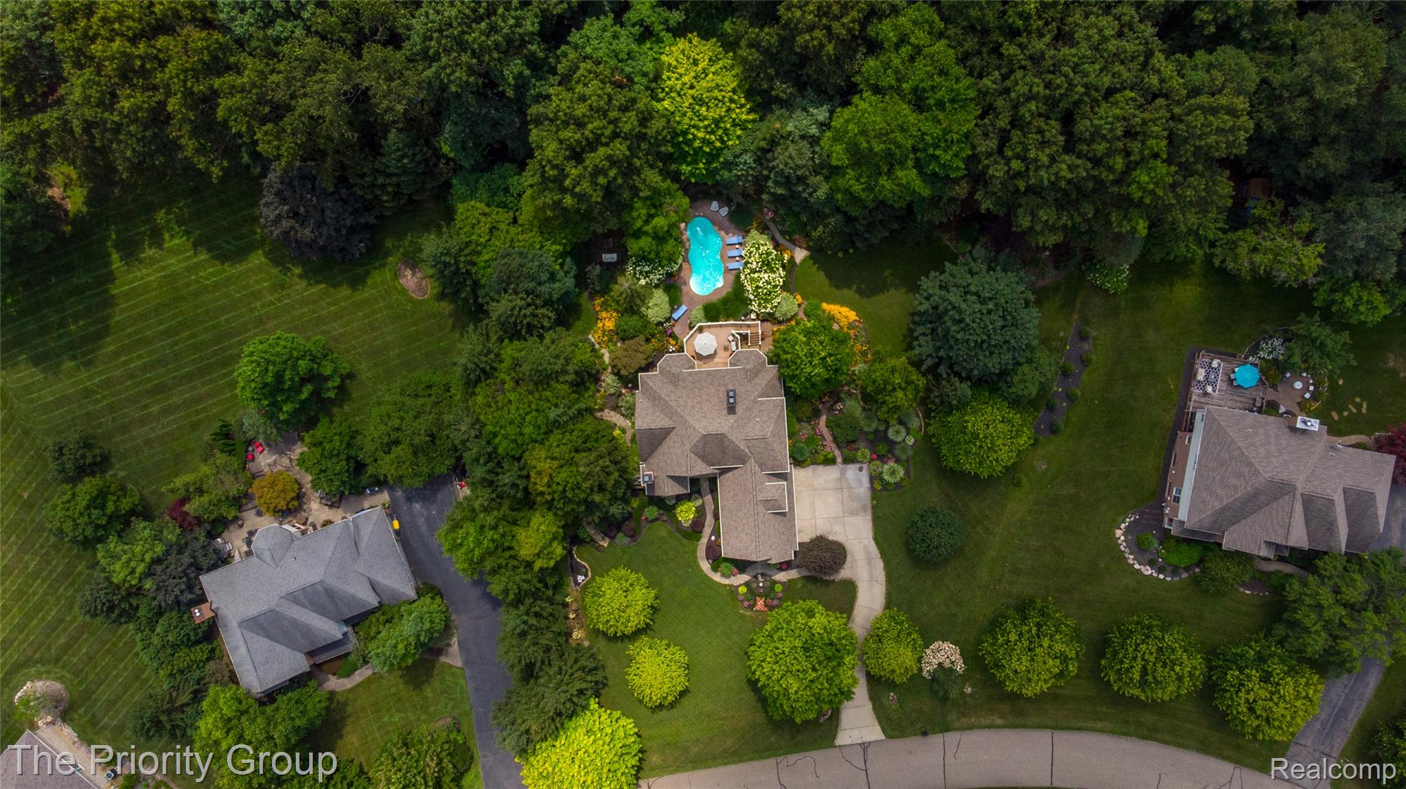 7730 Parkcrest Circle