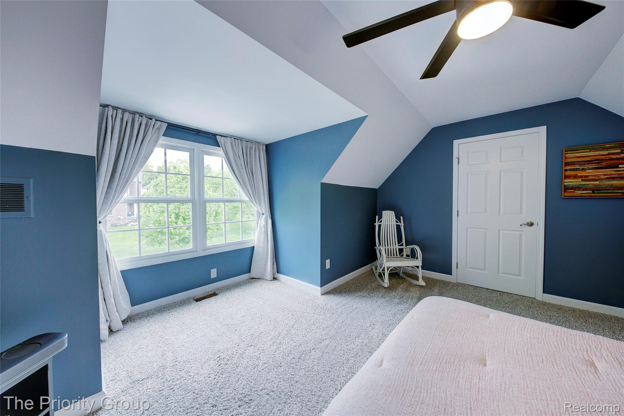 7730 Parkcrest Circle