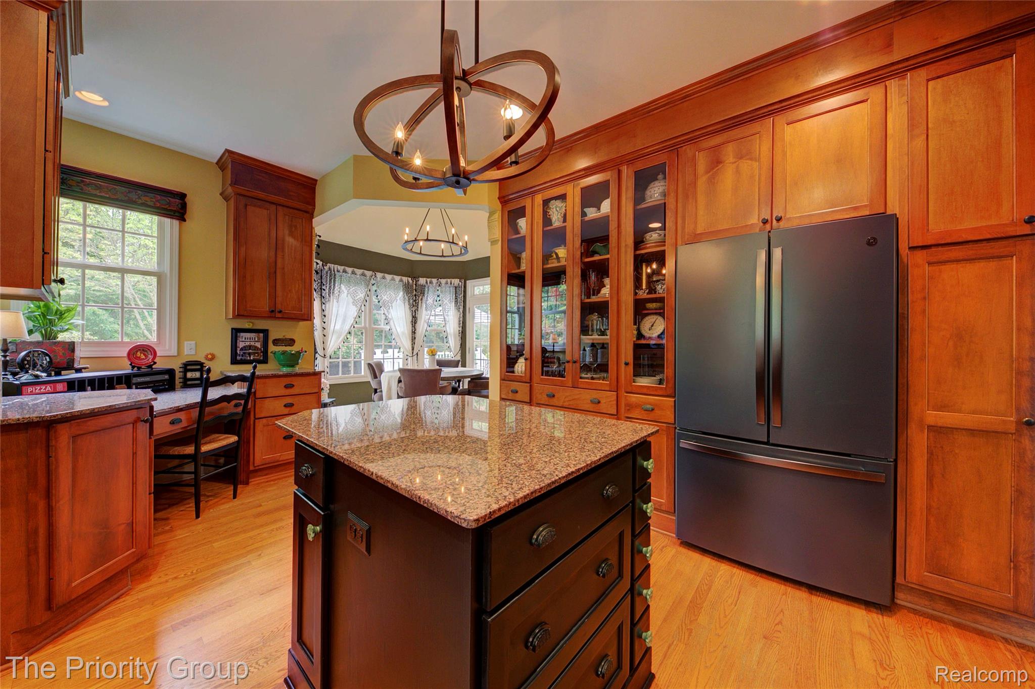 7730 Parkcrest Circle