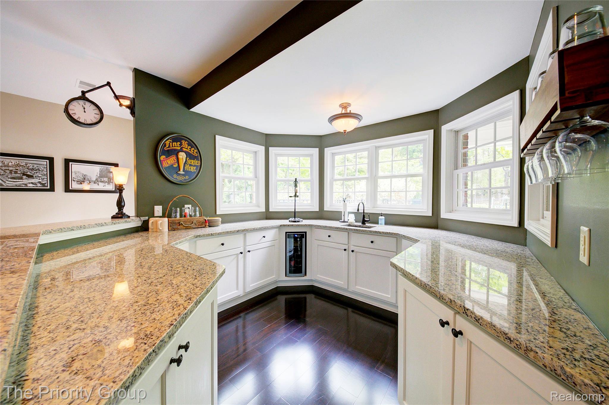 7730 Parkcrest Circle