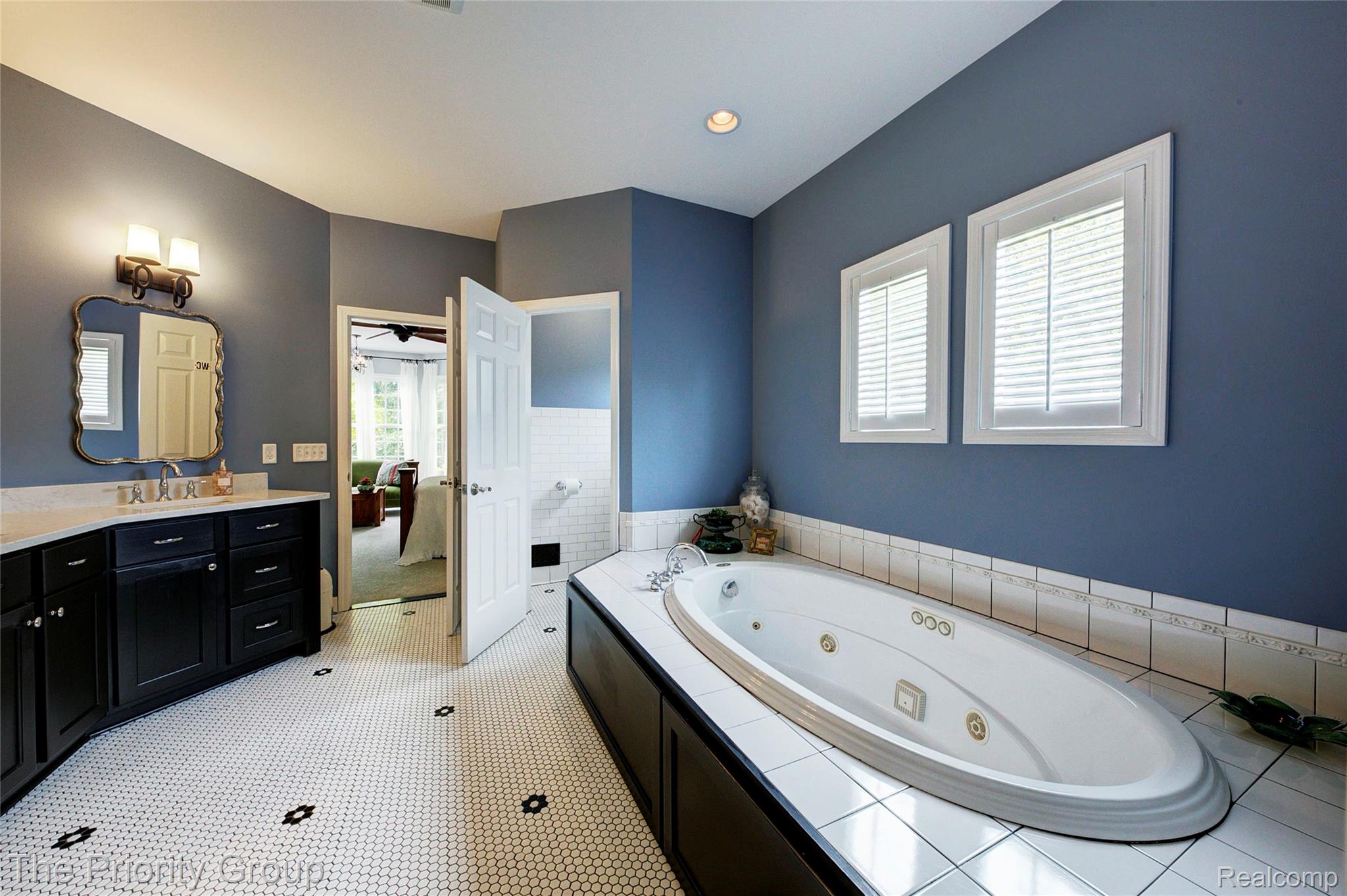 7730 Parkcrest Circle