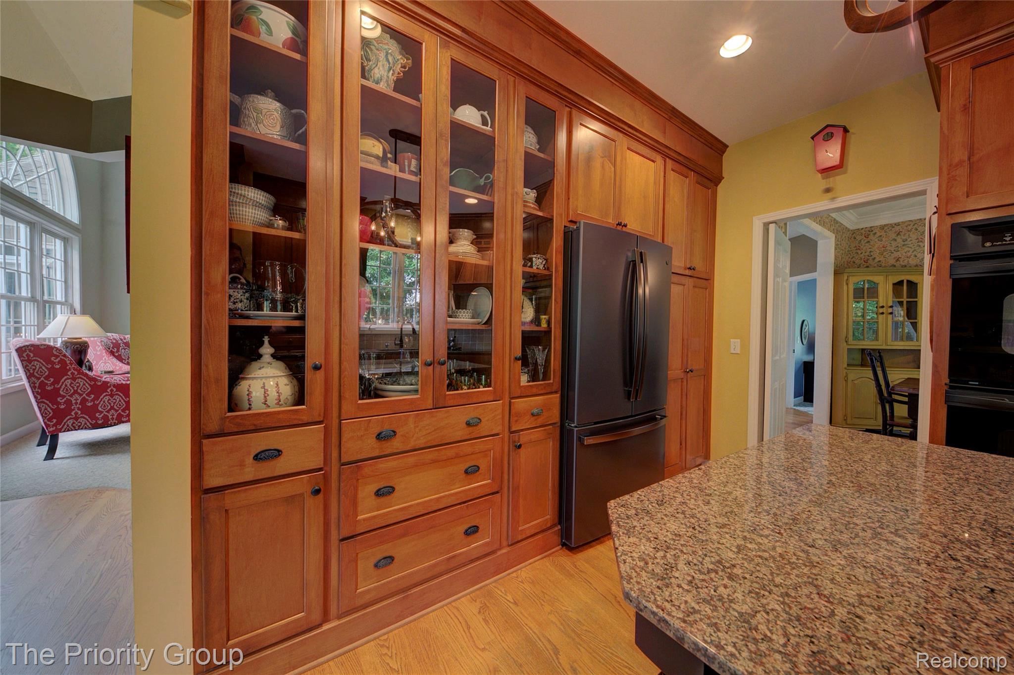 7730 Parkcrest Circle