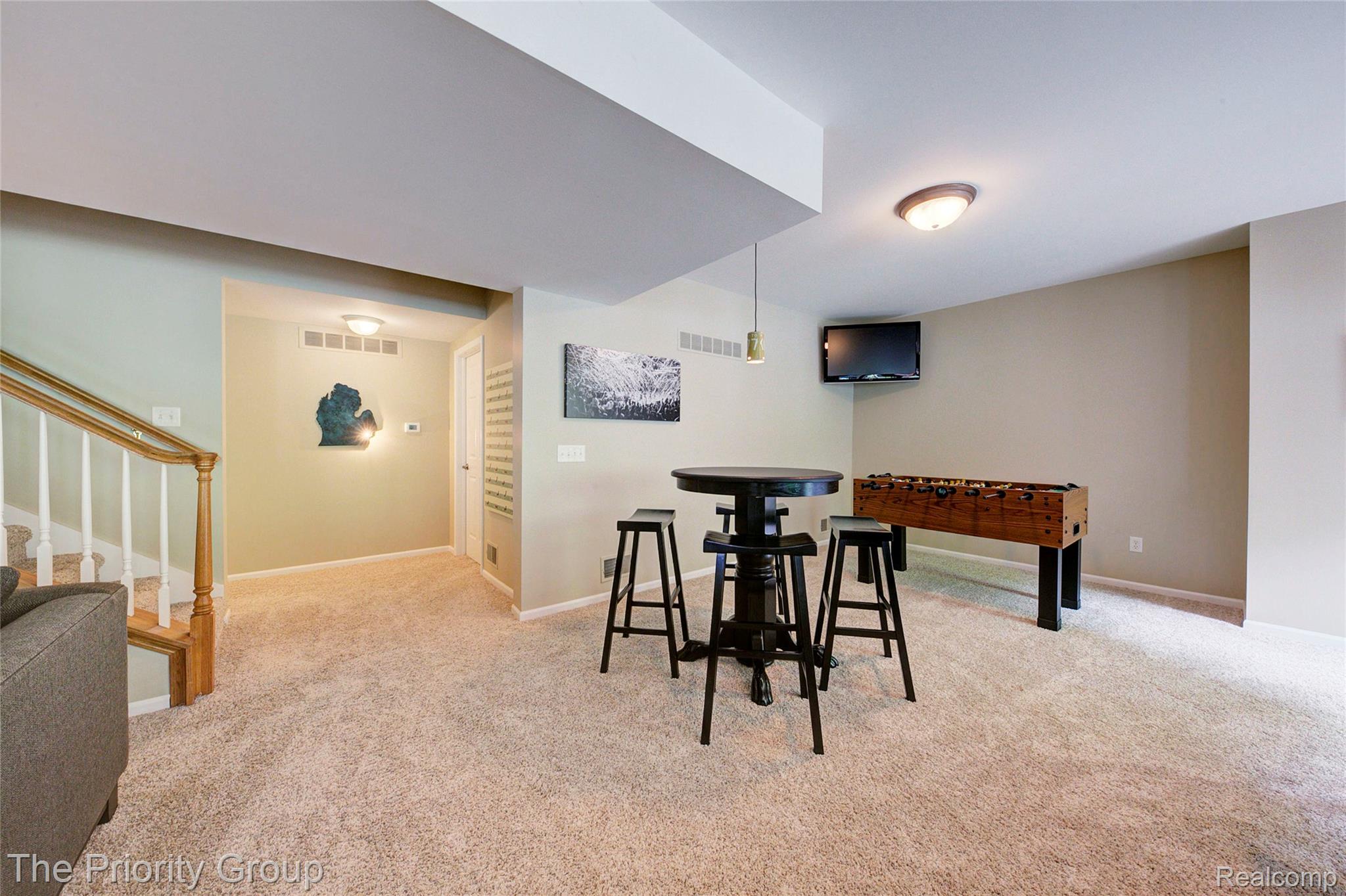 7730 Parkcrest Circle