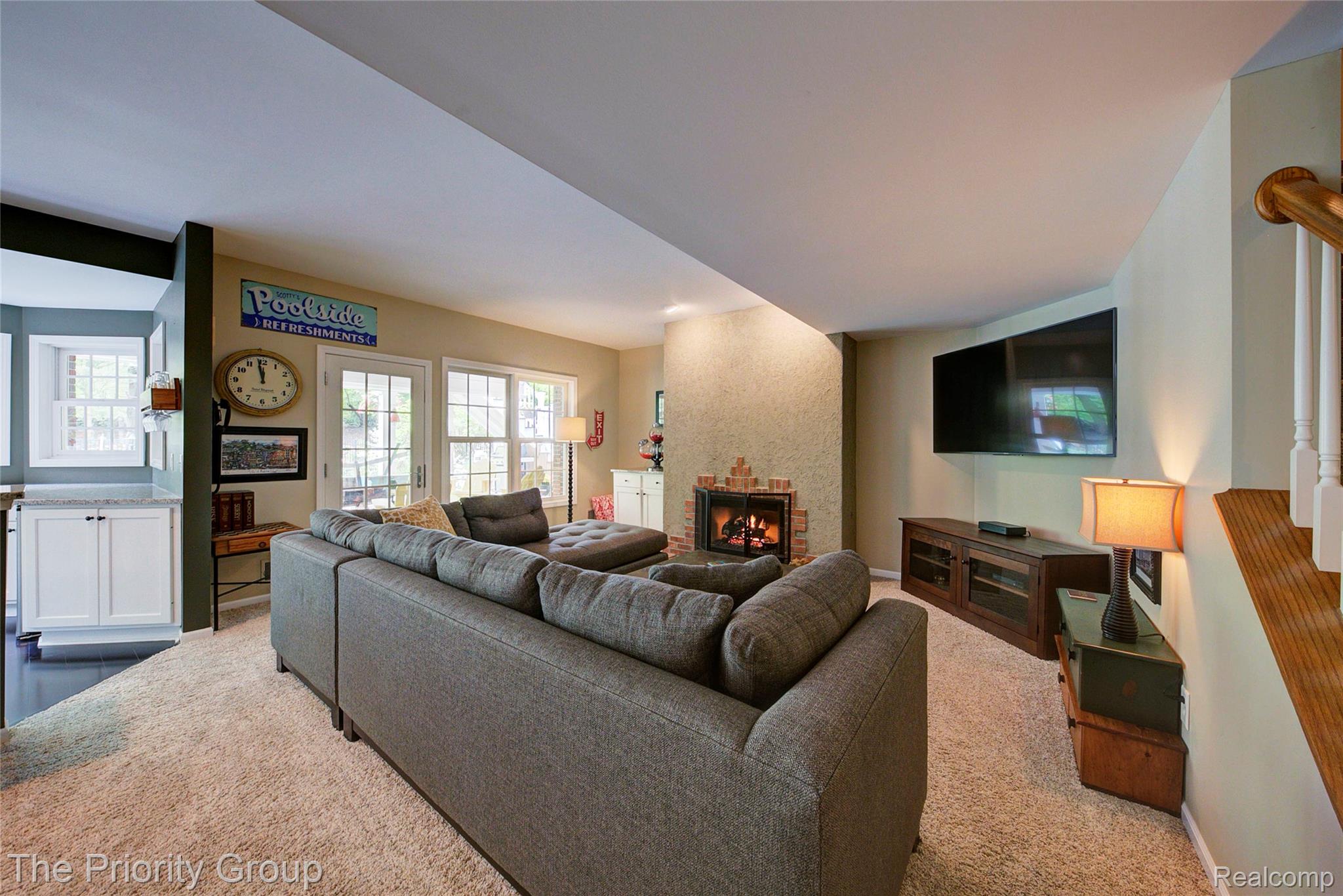 7730 Parkcrest Circle