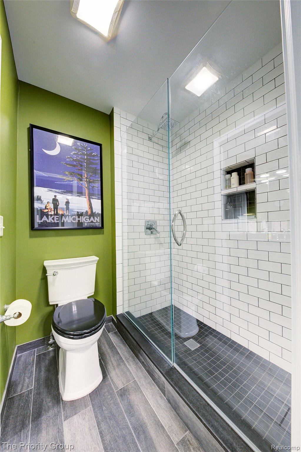 7730 Parkcrest Circle