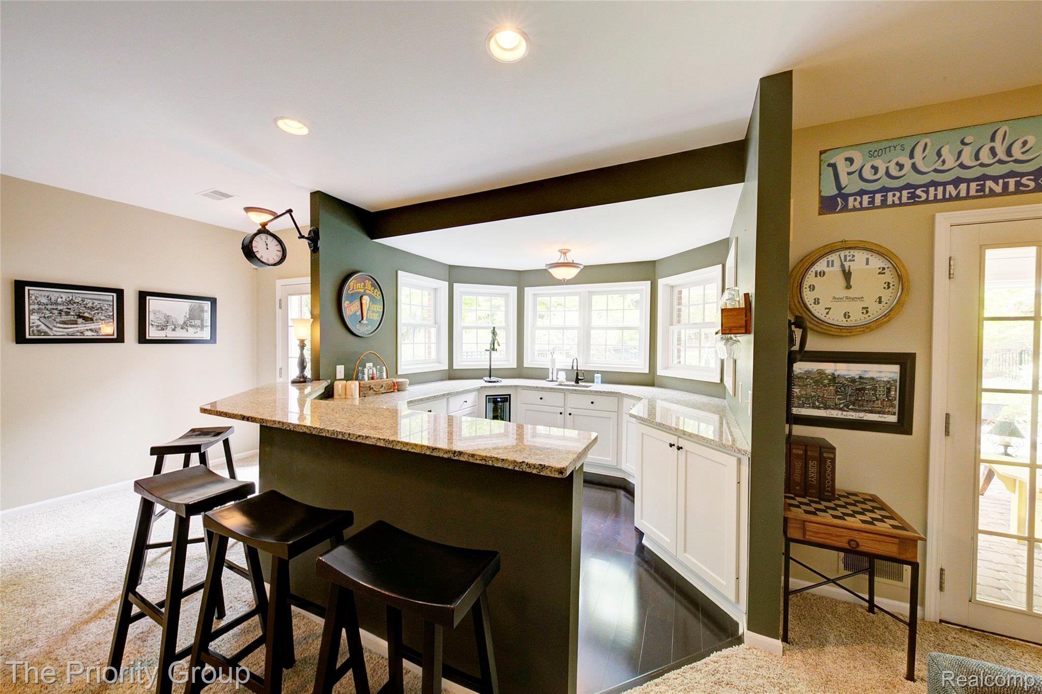 7730 Parkcrest Circle