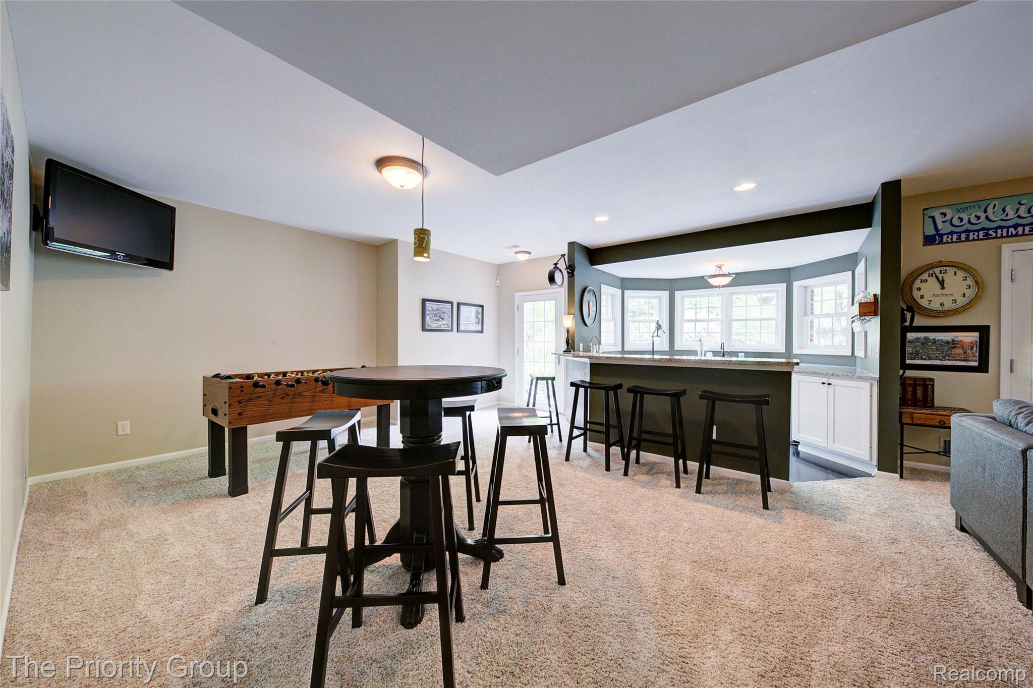 7730 Parkcrest Circle