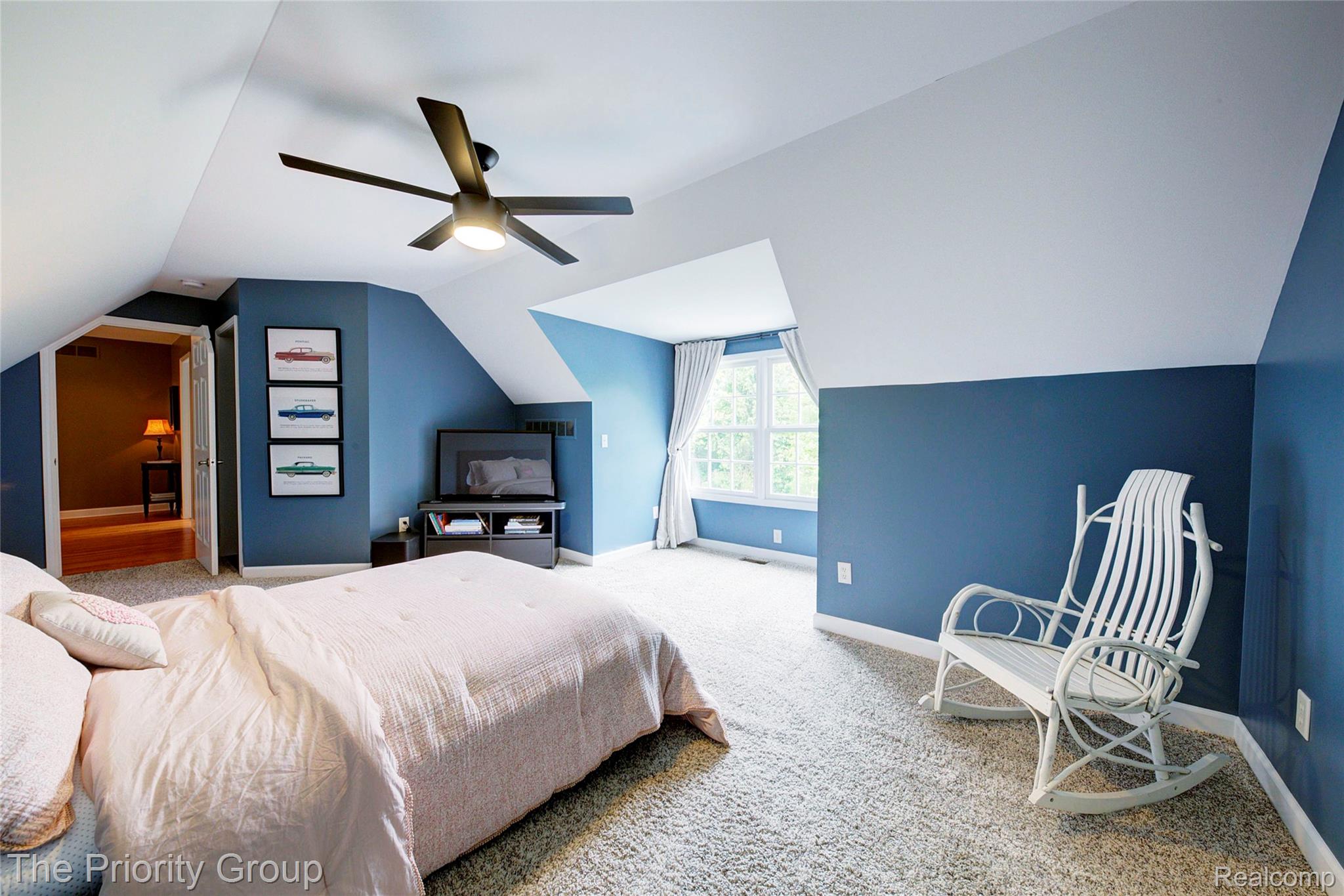 7730 Parkcrest Circle