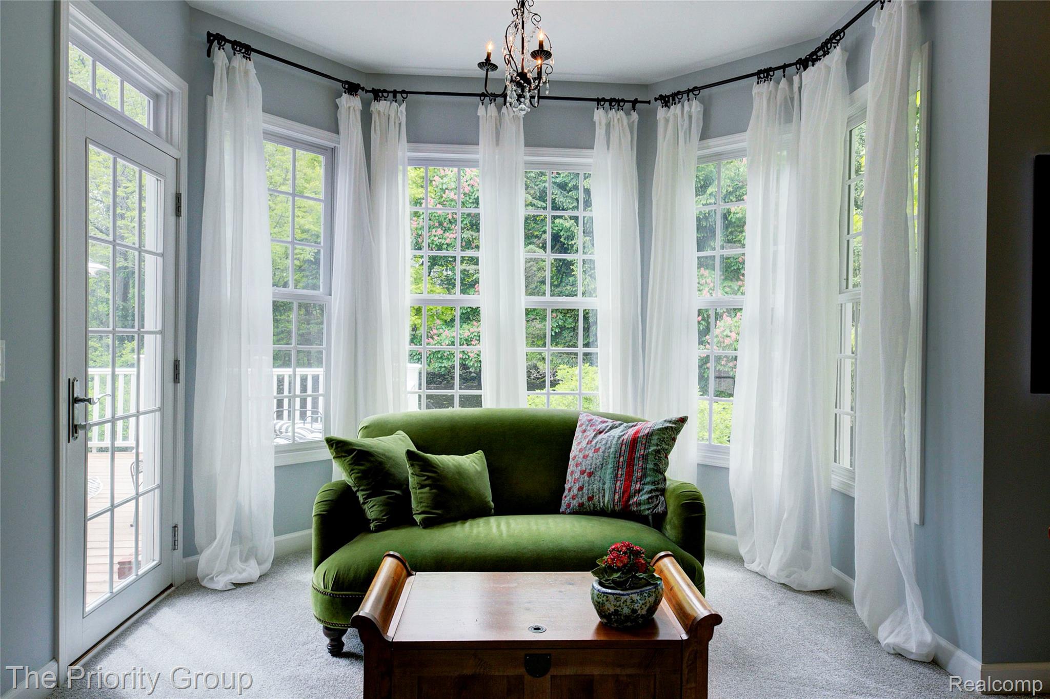 7730 Parkcrest Circle