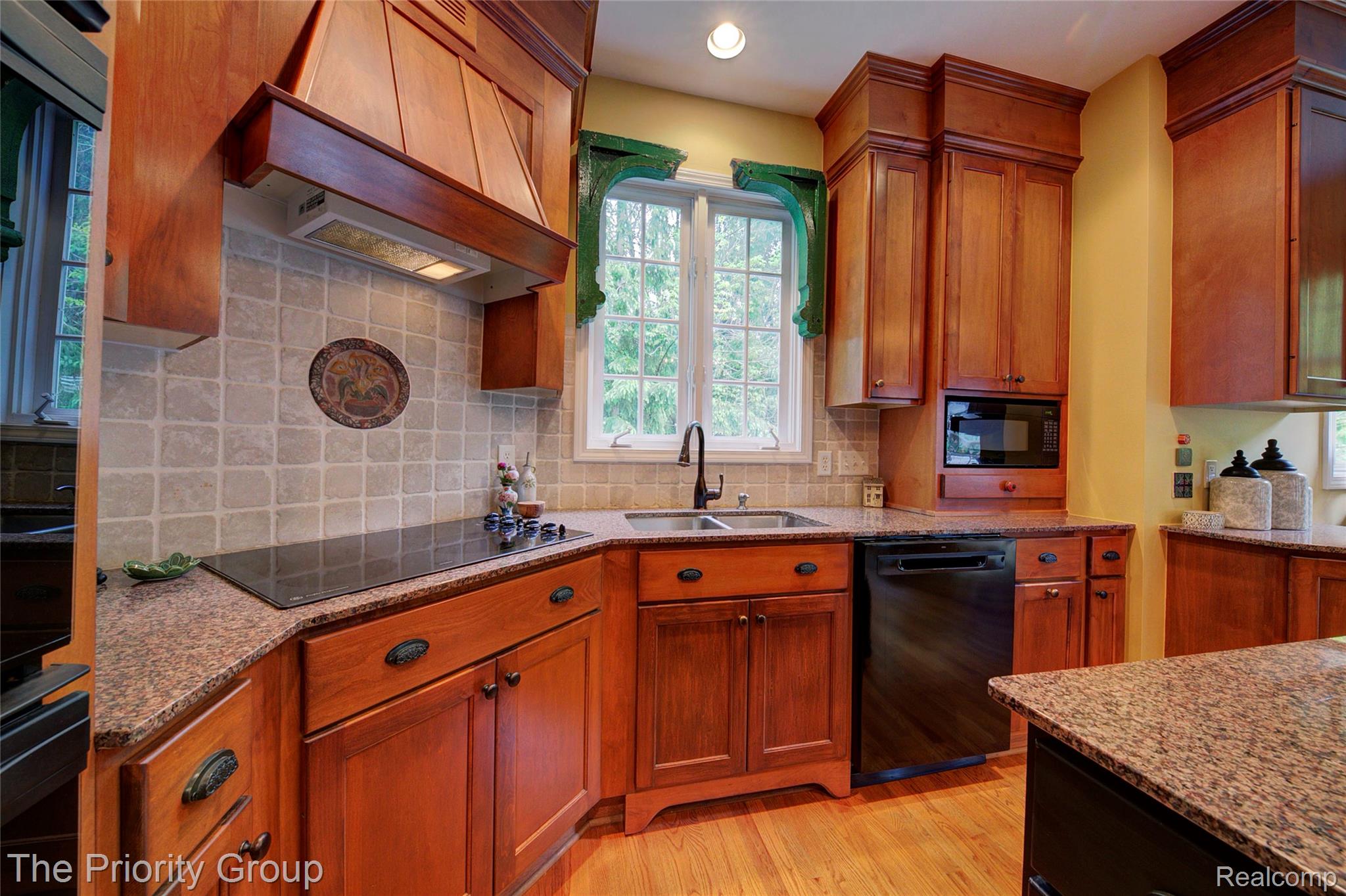 7730 Parkcrest Circle