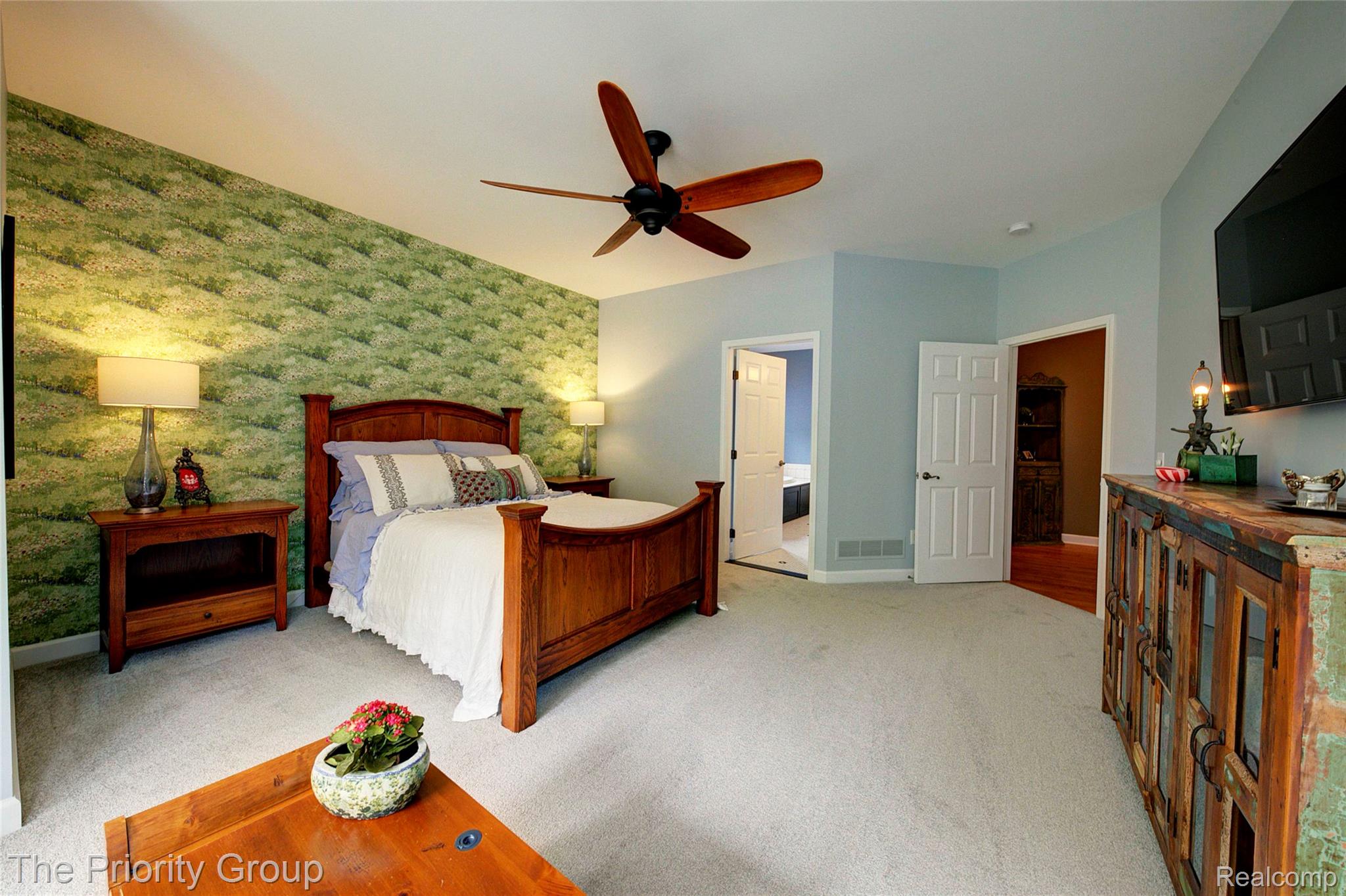 7730 Parkcrest Circle