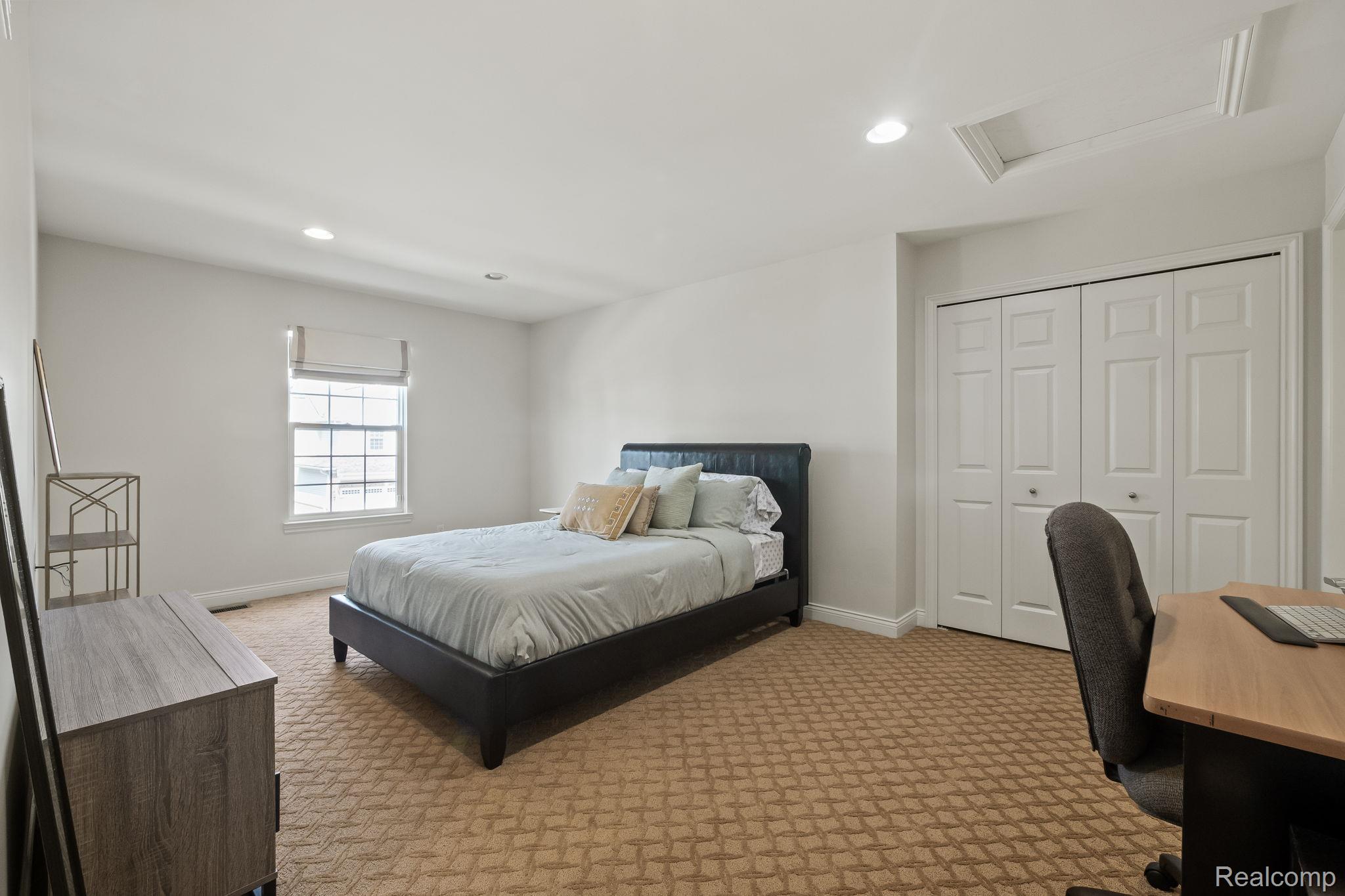 4376 Bennett Park Circle