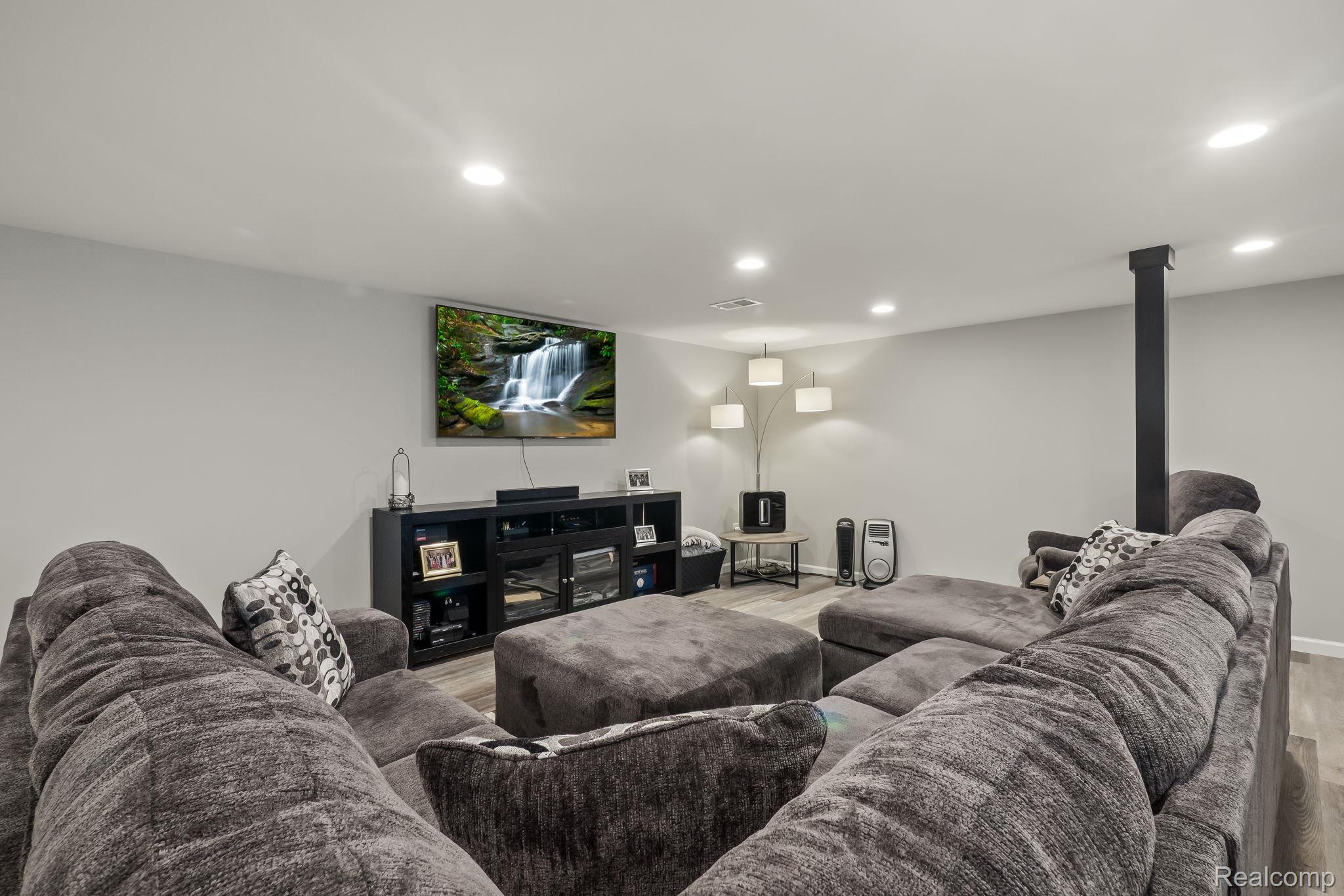 282 Wyngate Drive