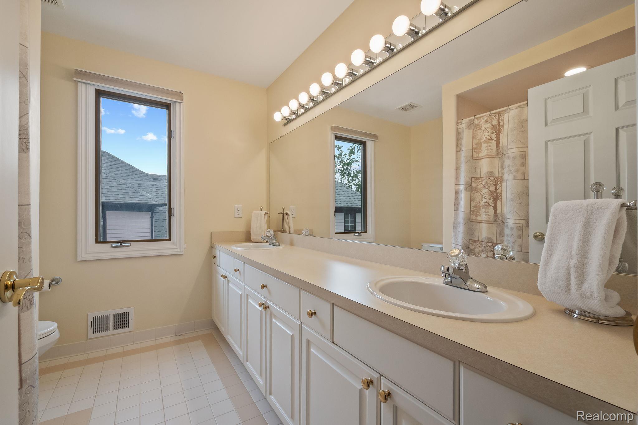 282 Wyngate Drive