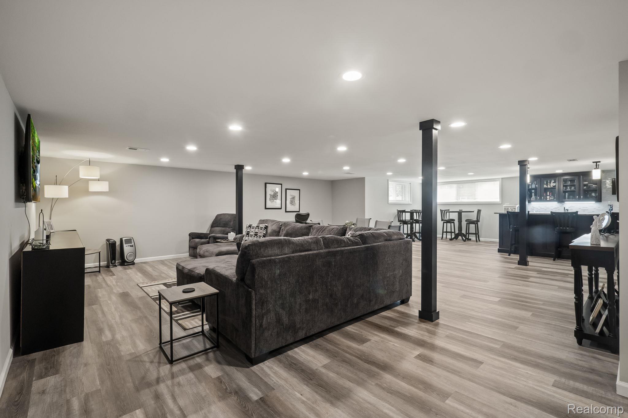 282 Wyngate Drive