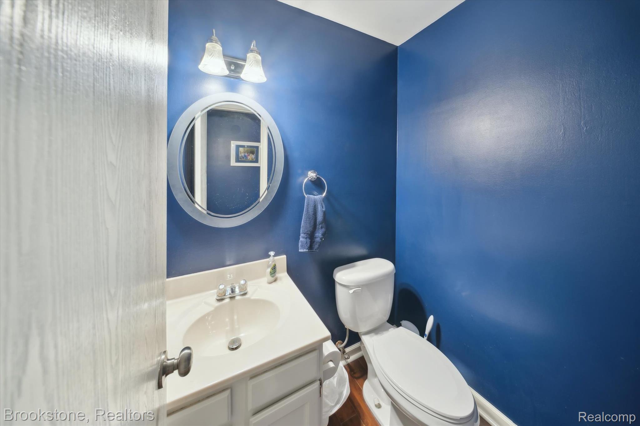 3260 Regency Drive