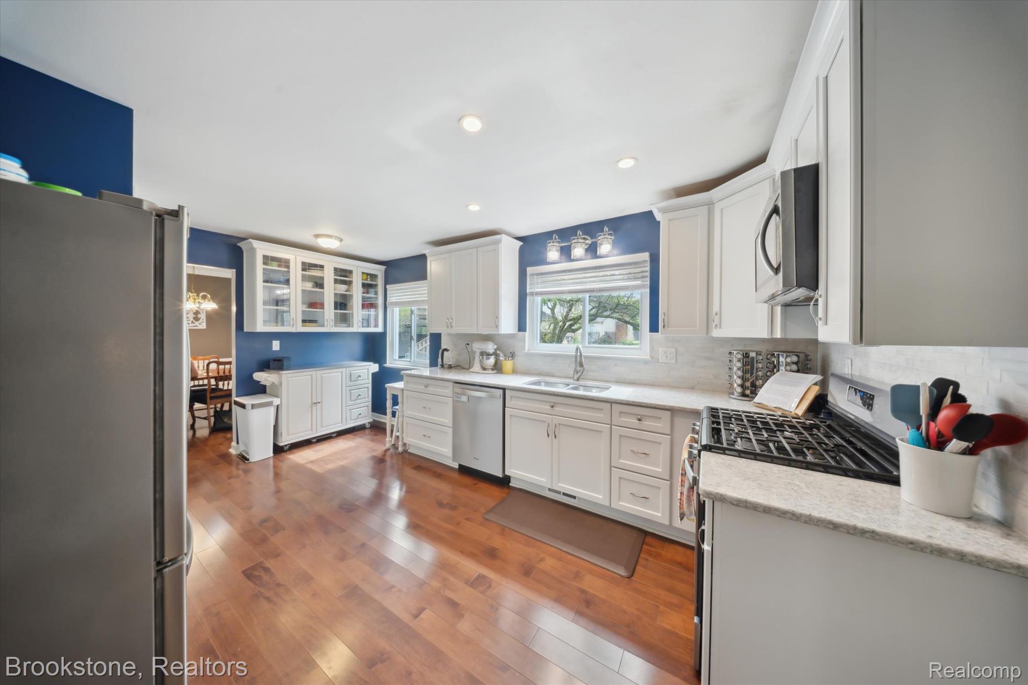 3260 Regency Drive