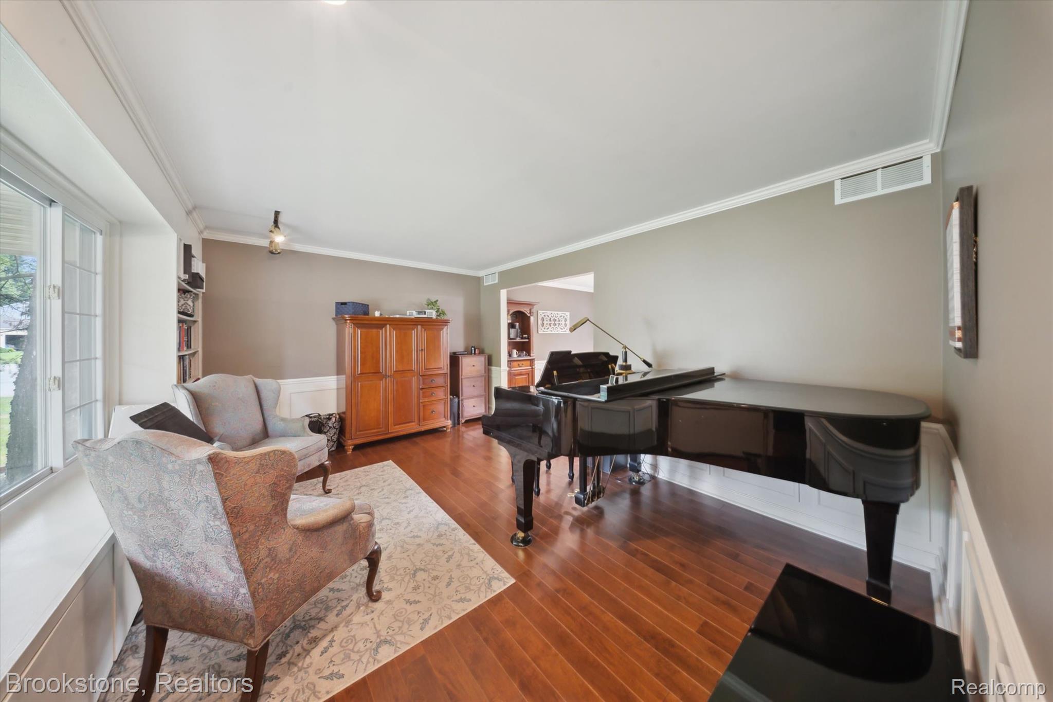 3260 Regency Drive