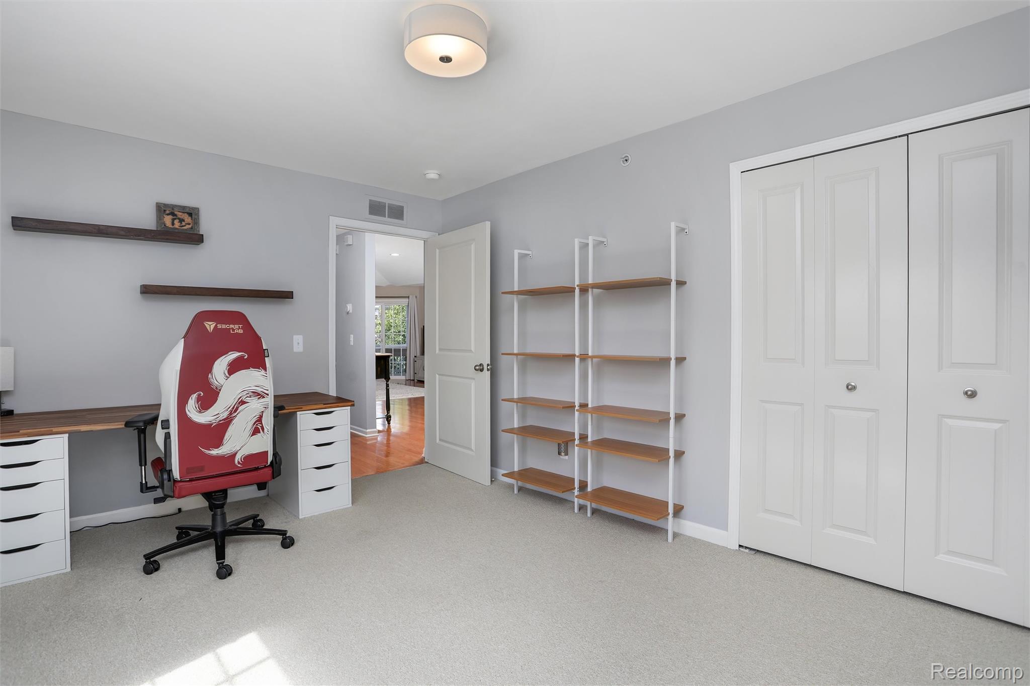 6725 Boulder Pointe Drive