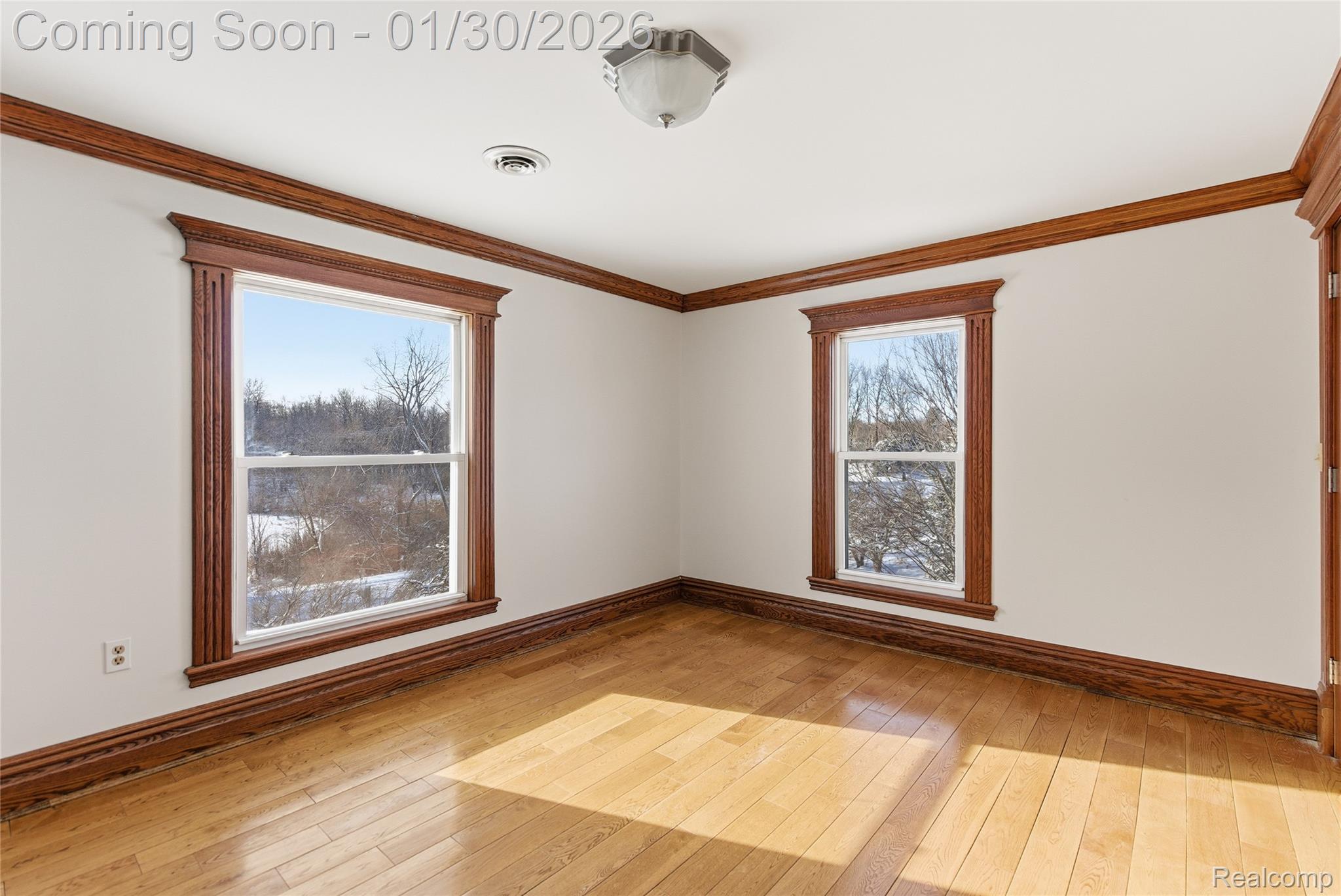 1684 W Leonard Road