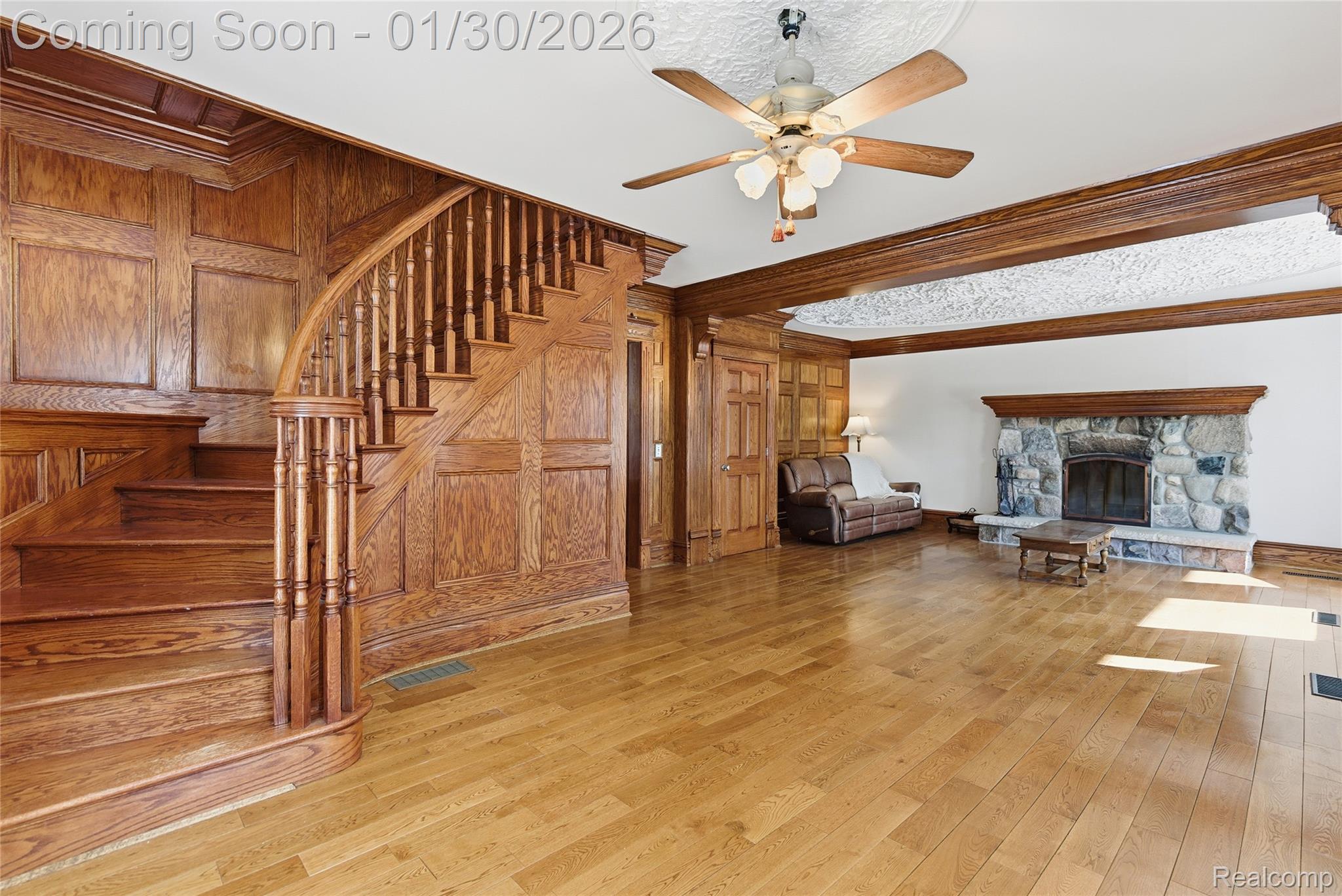 1684 W Leonard Road