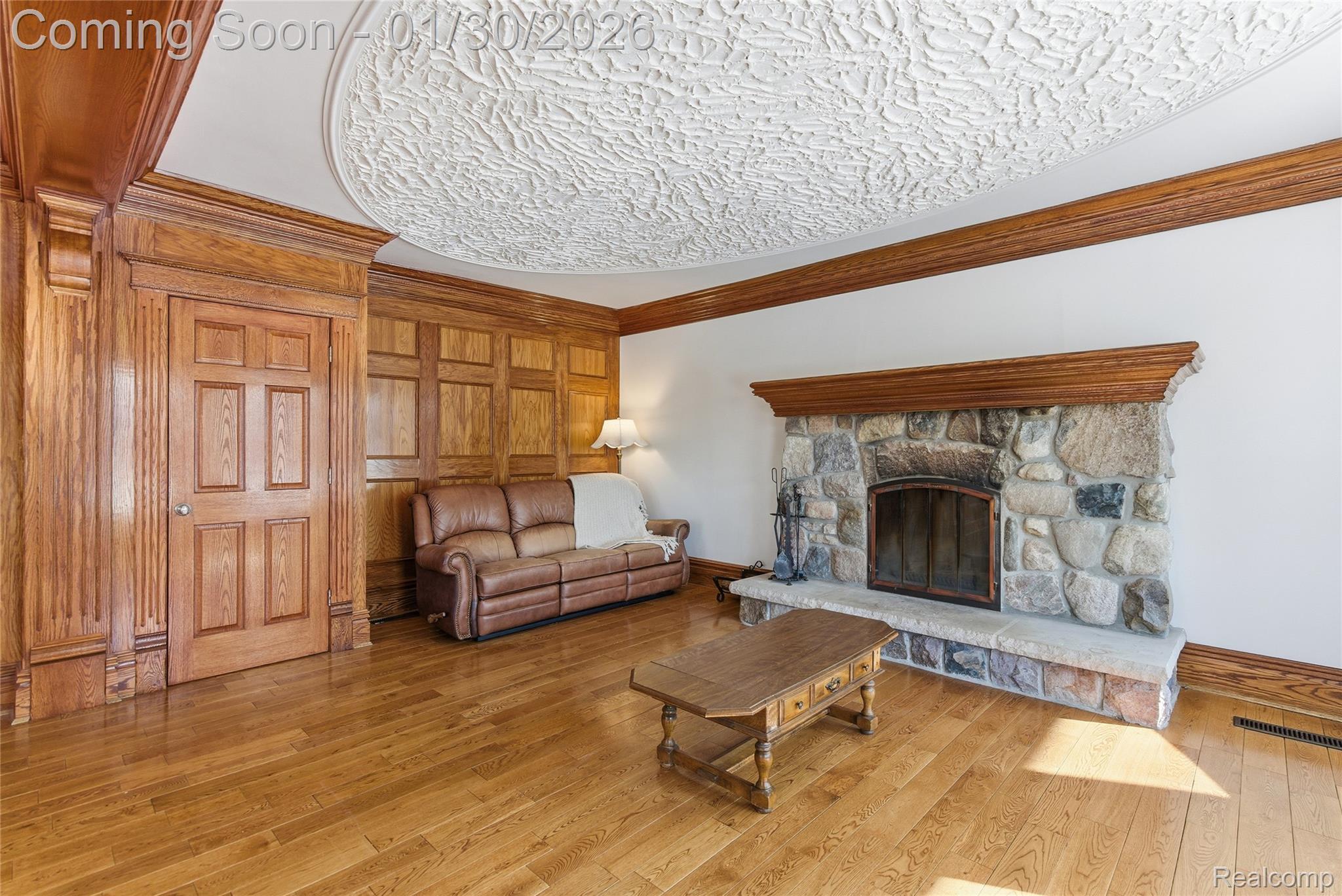 1684 W Leonard Road