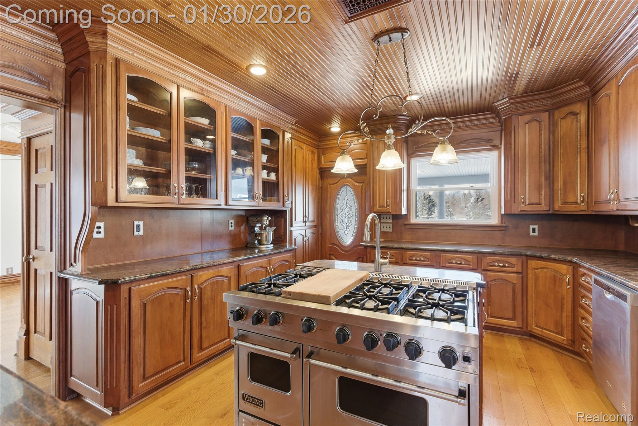 1684 W Leonard Road