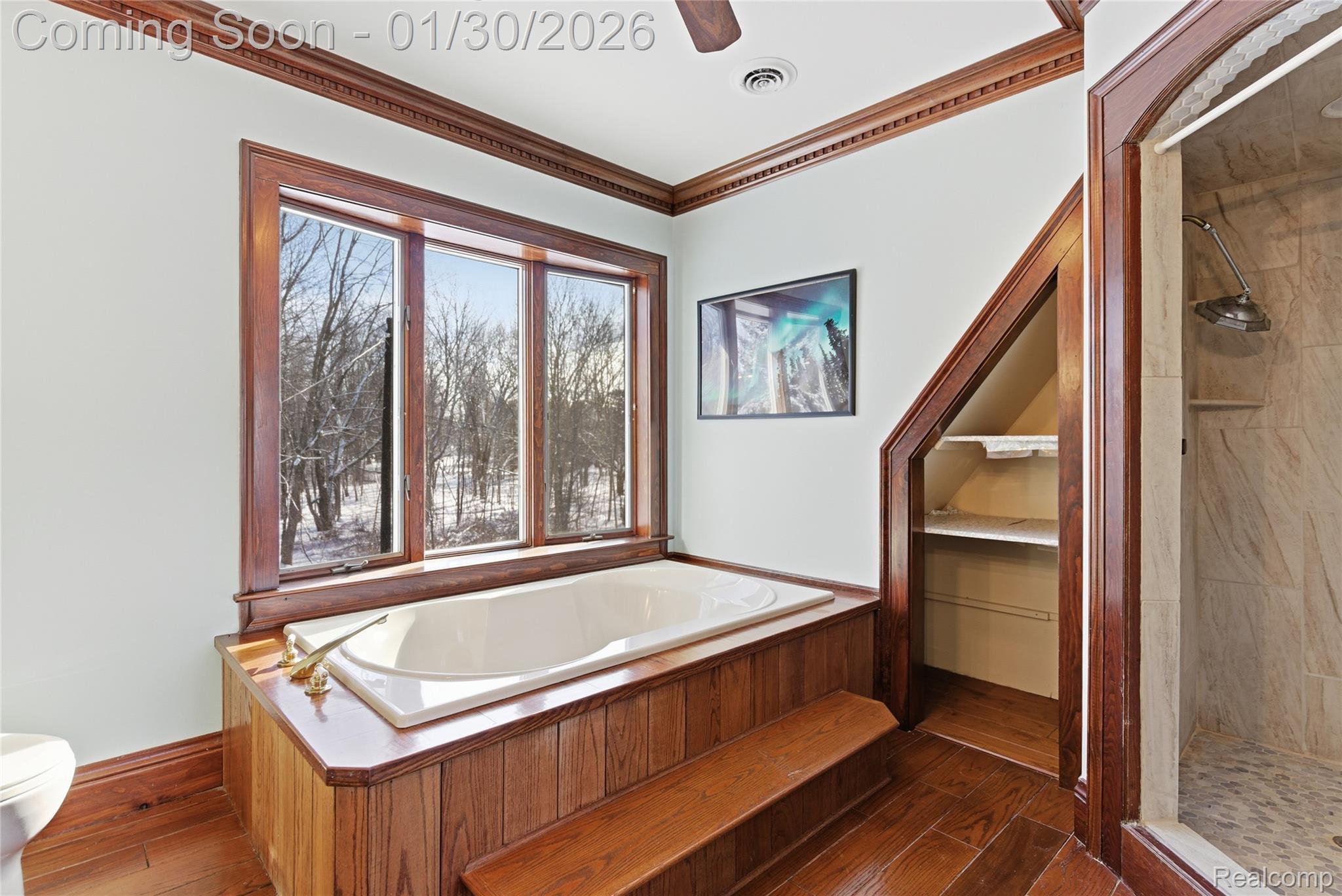 1684 W Leonard Road