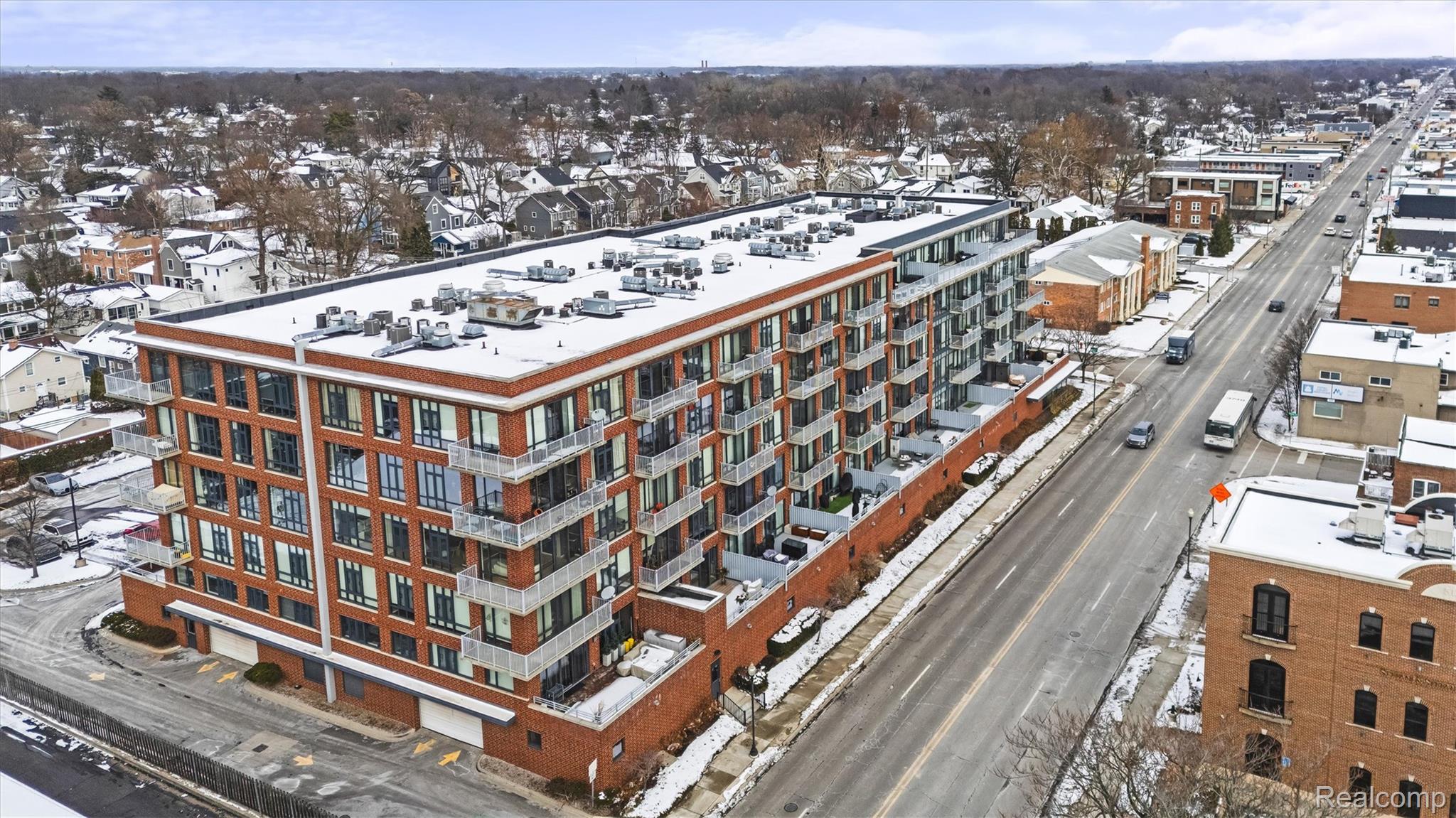 101 Curry Avenue 512