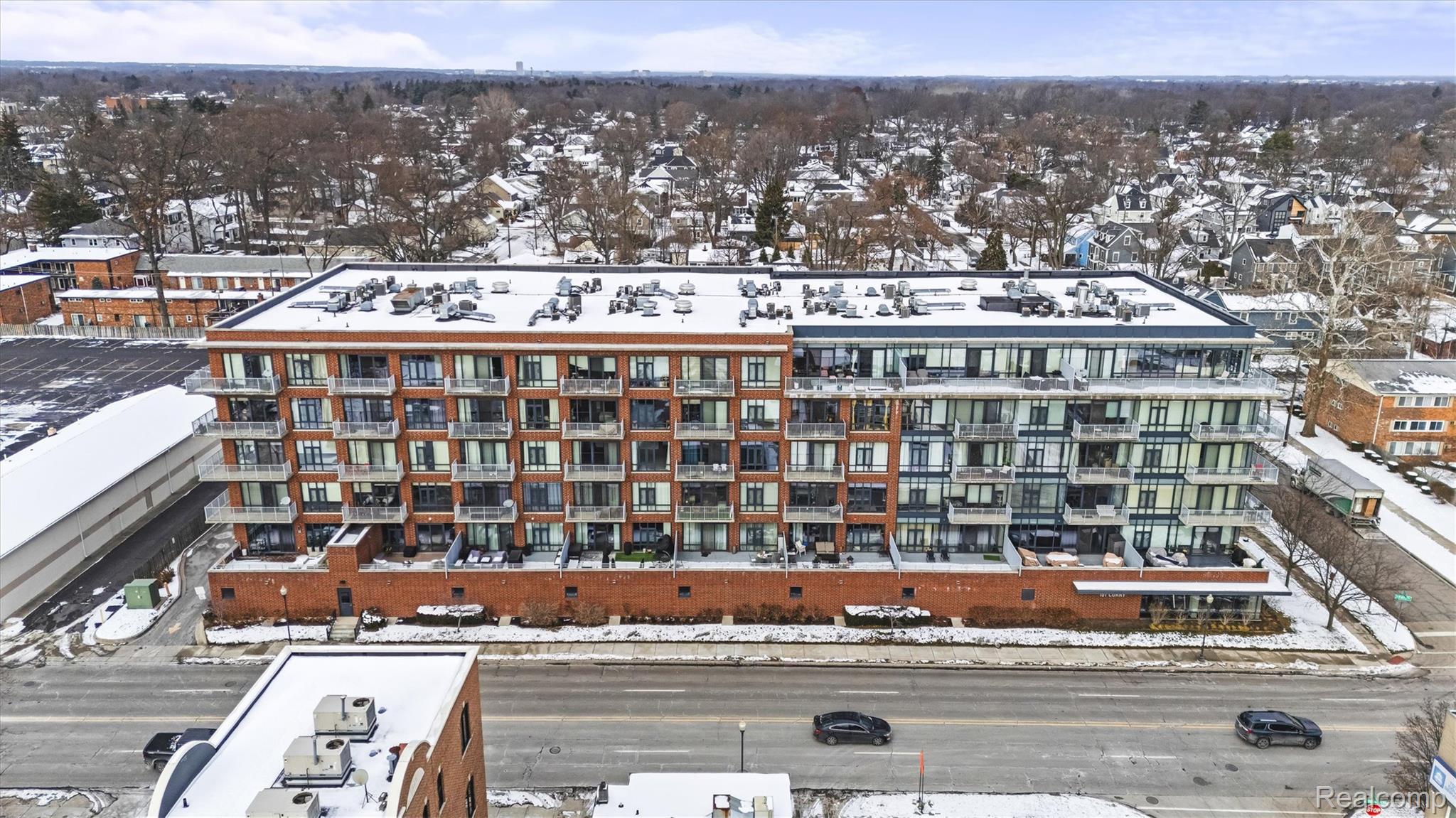 101 Curry Avenue 512