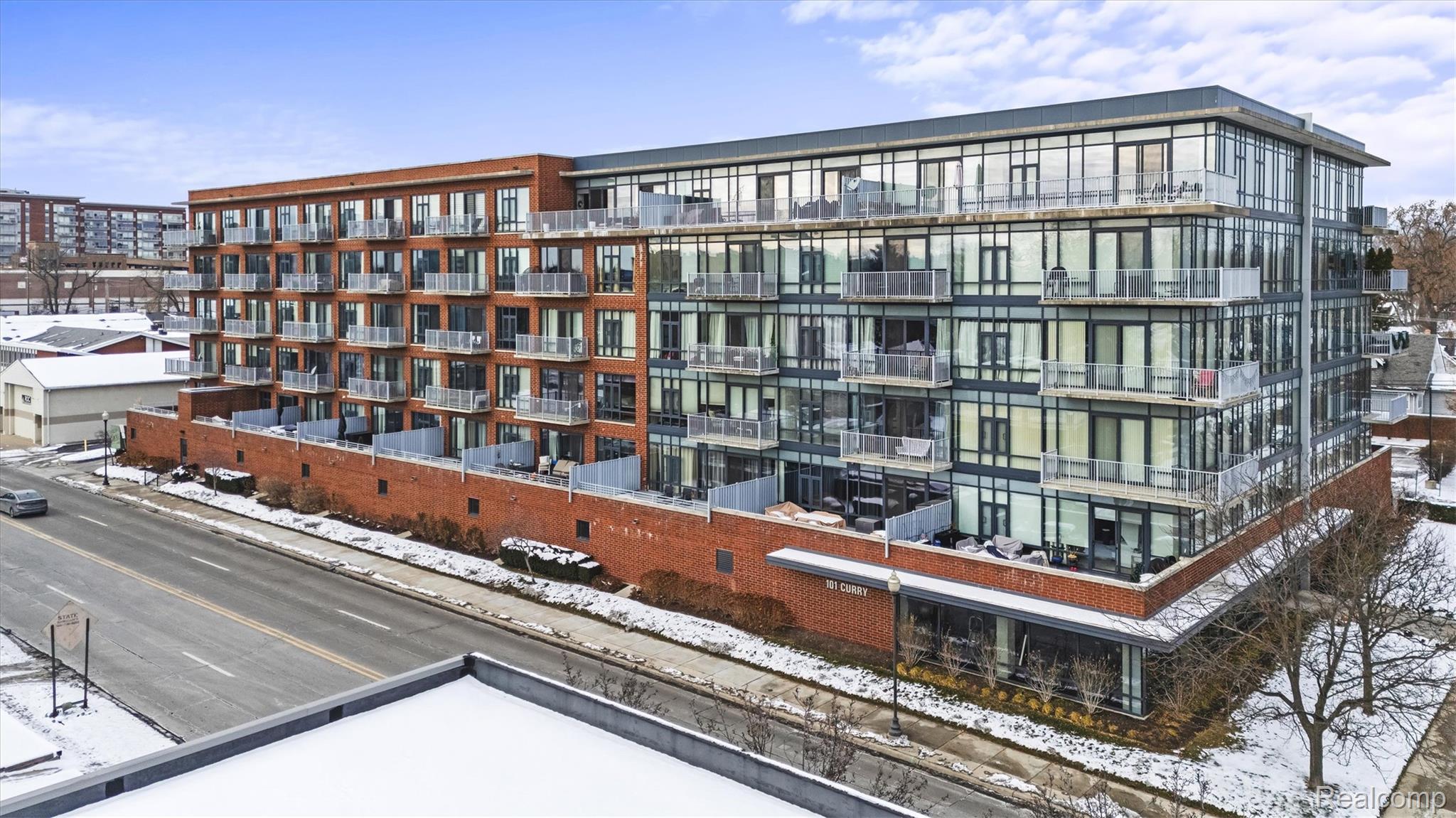 101 Curry Avenue 512