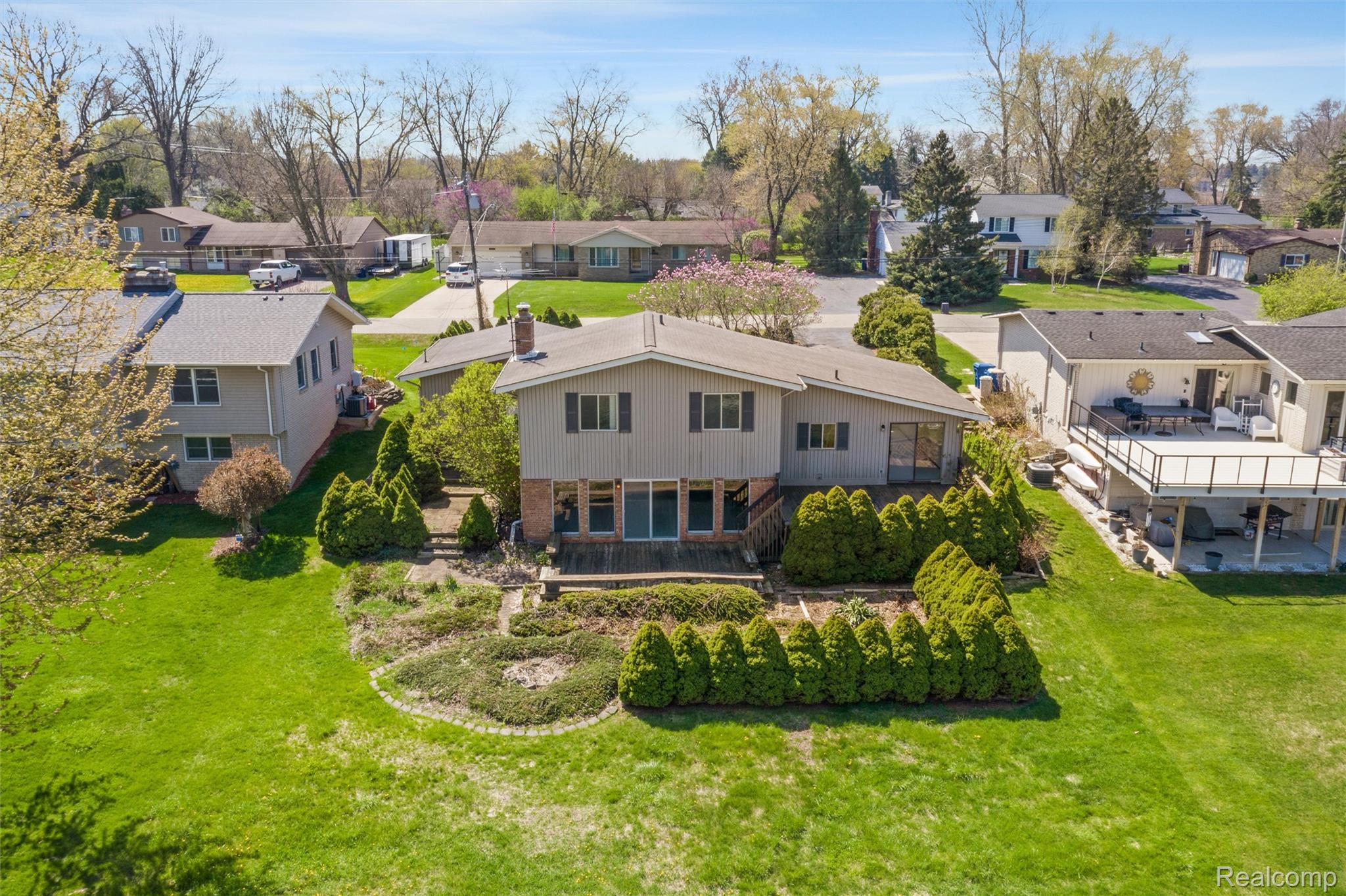 3036 Shawnee Lane