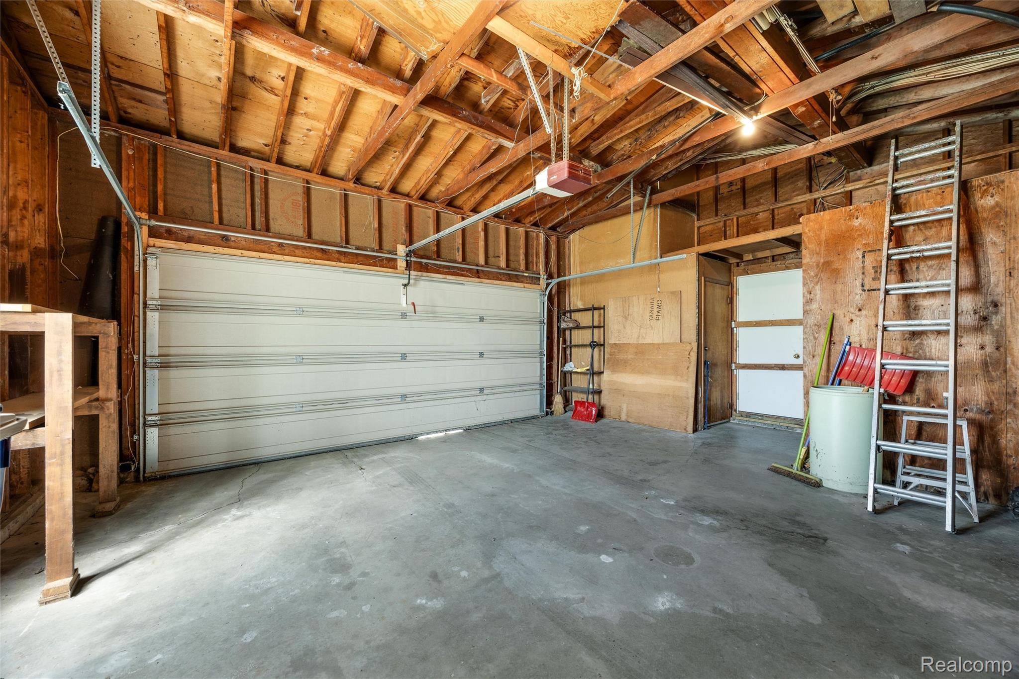 3036 Shawnee Lane
