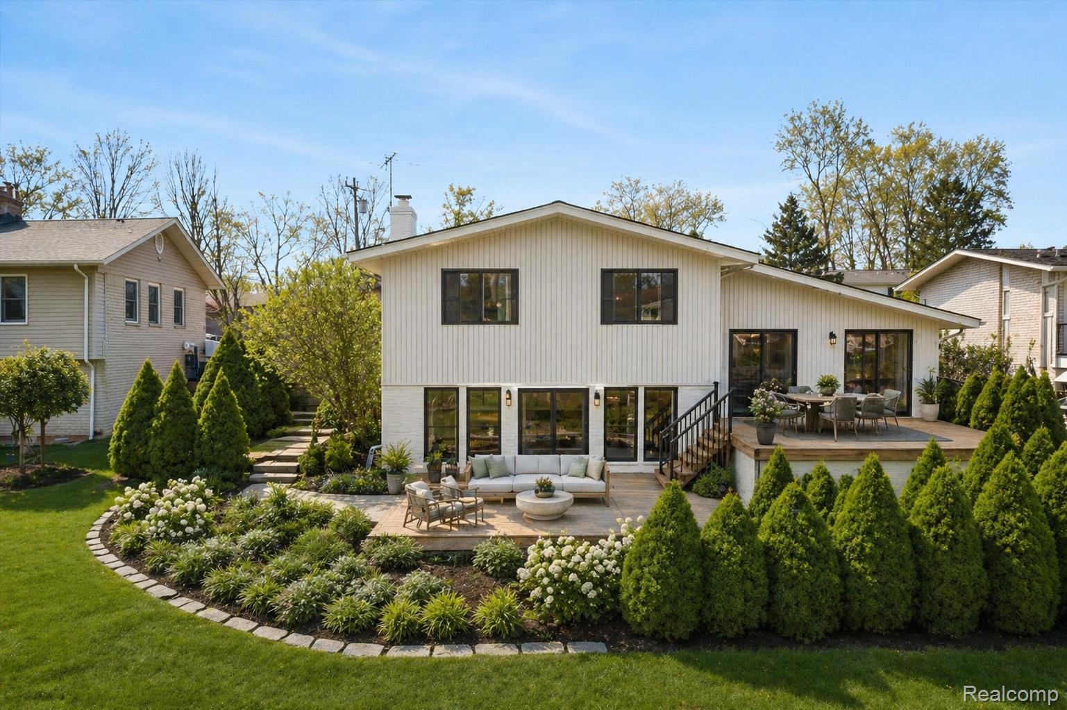 3036 Shawnee Lane