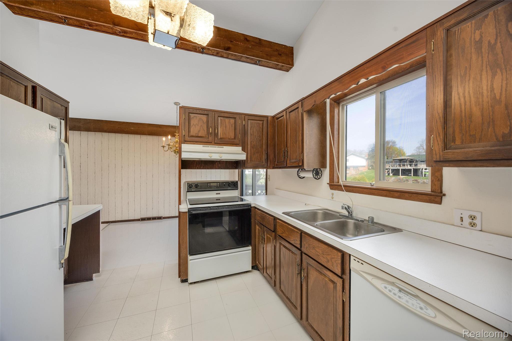 3036 Shawnee Lane