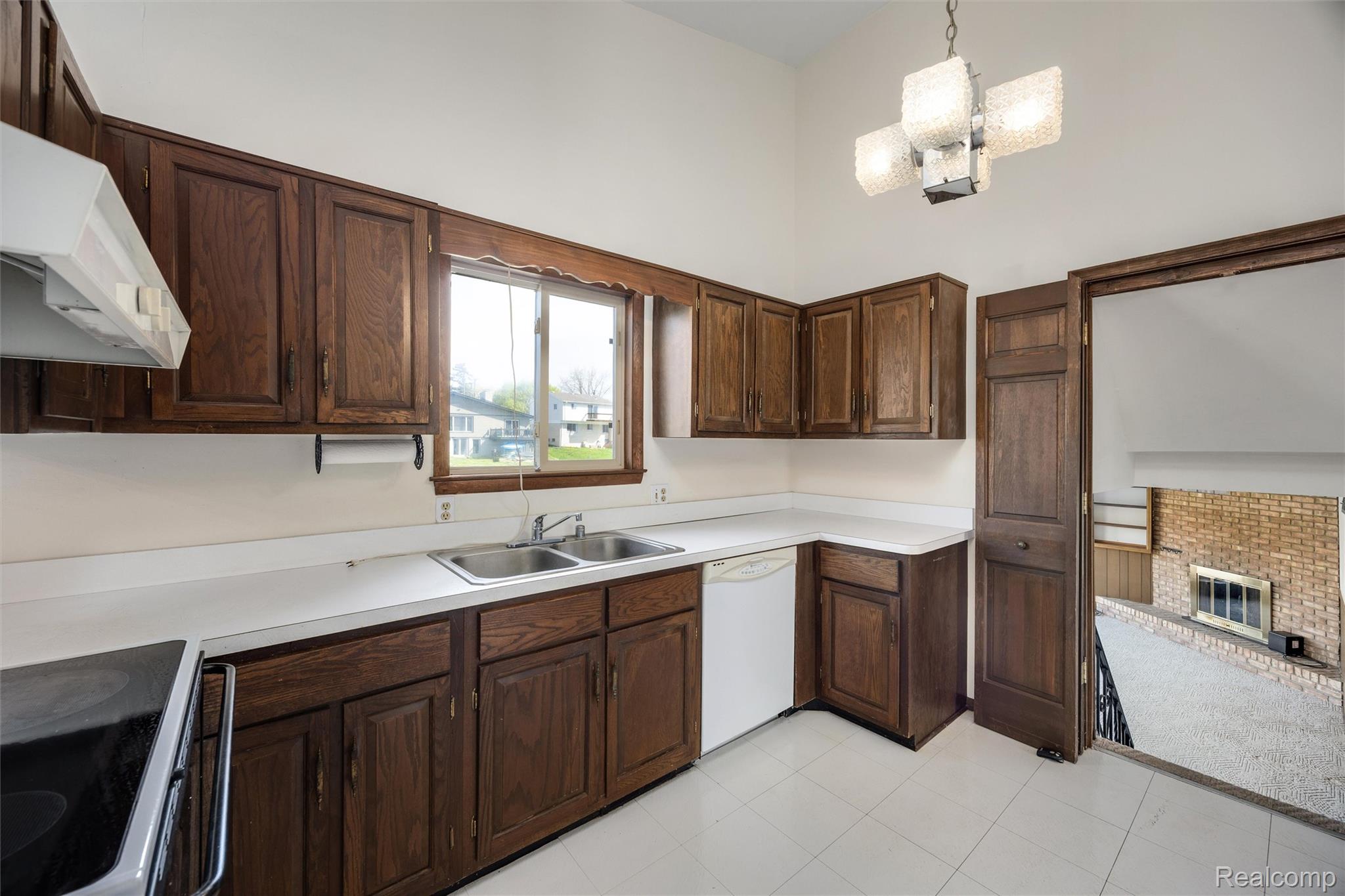 3036 Shawnee Lane