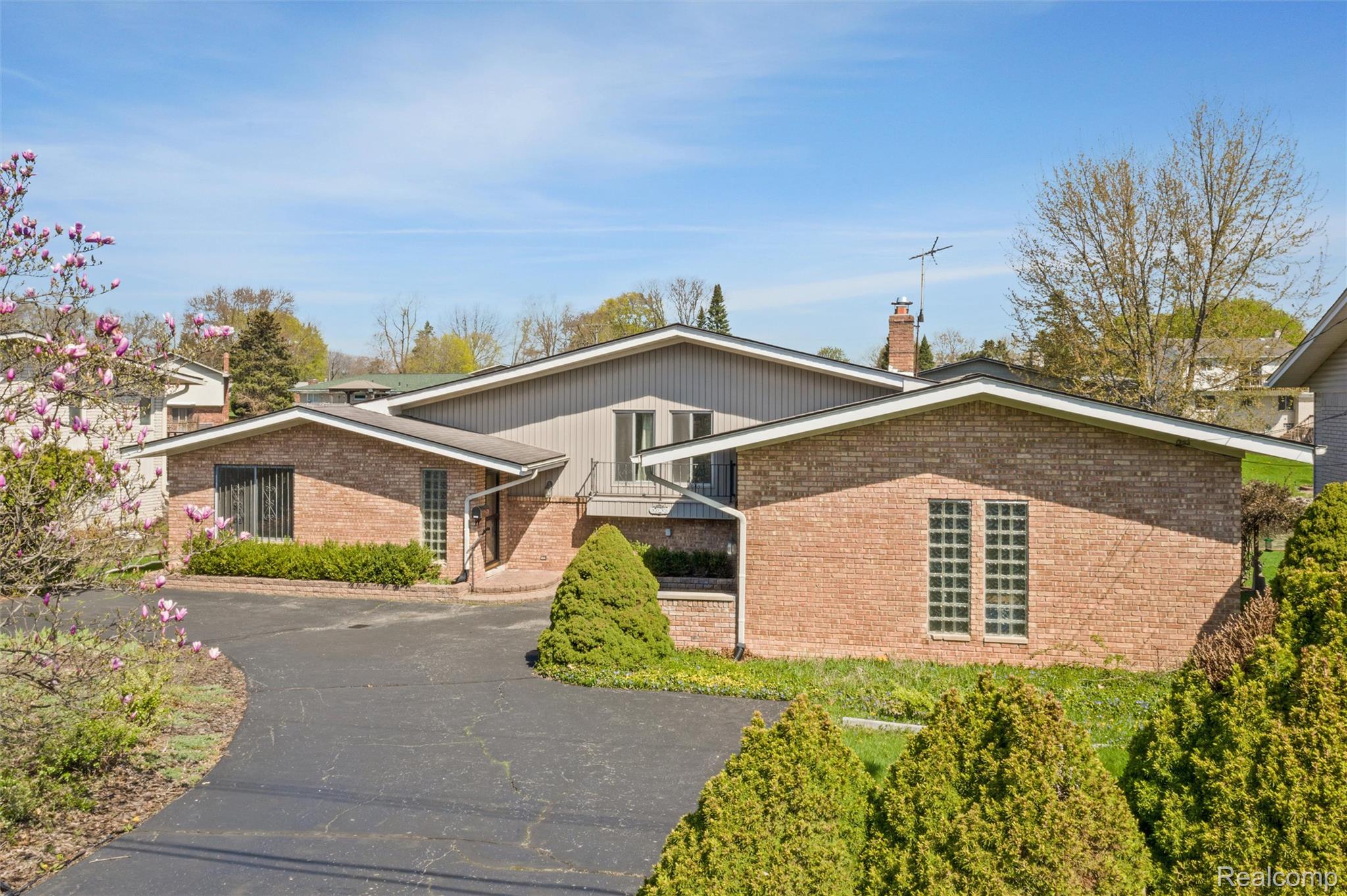 3036 Shawnee Lane