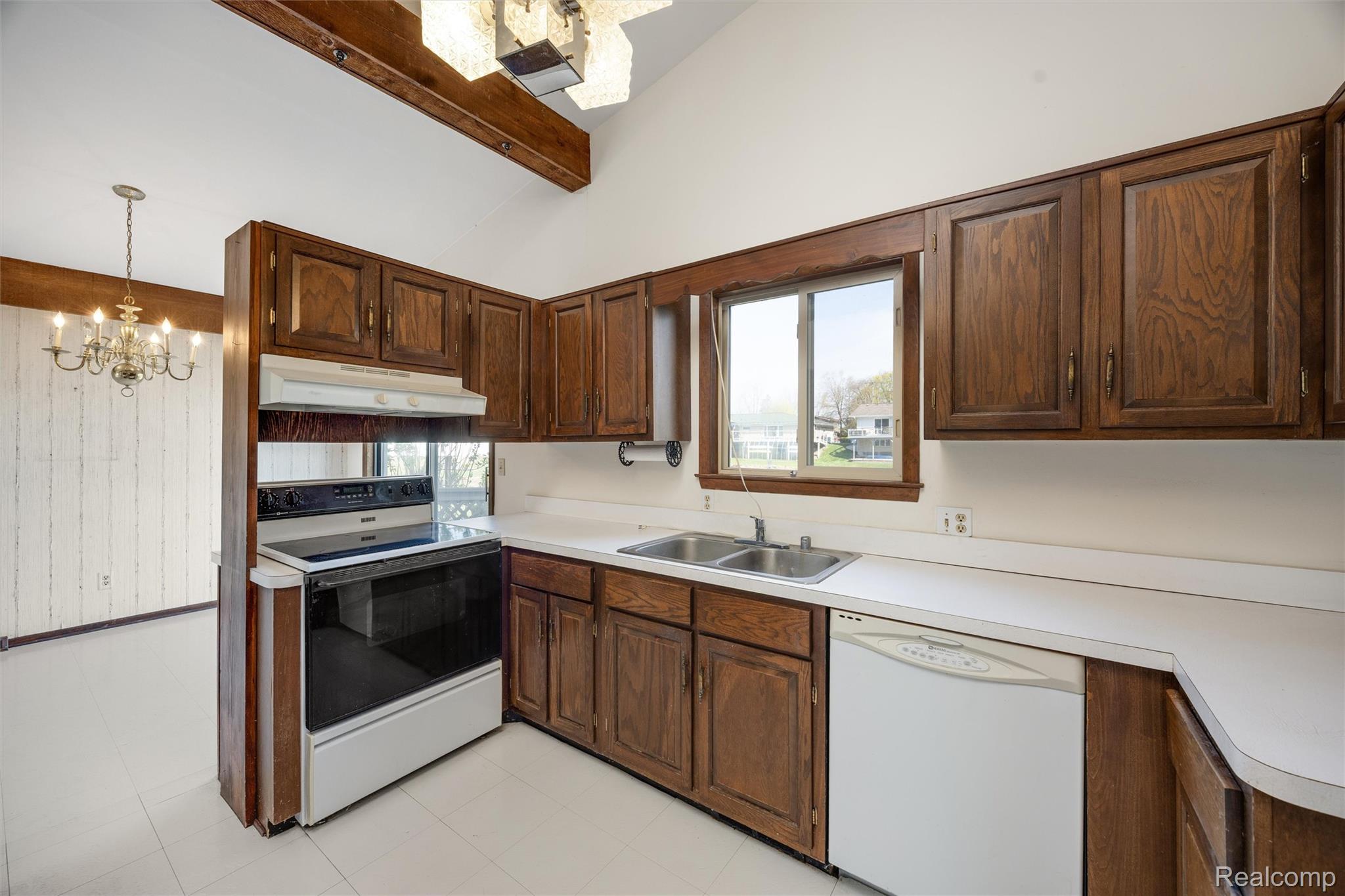 3036 Shawnee Lane
