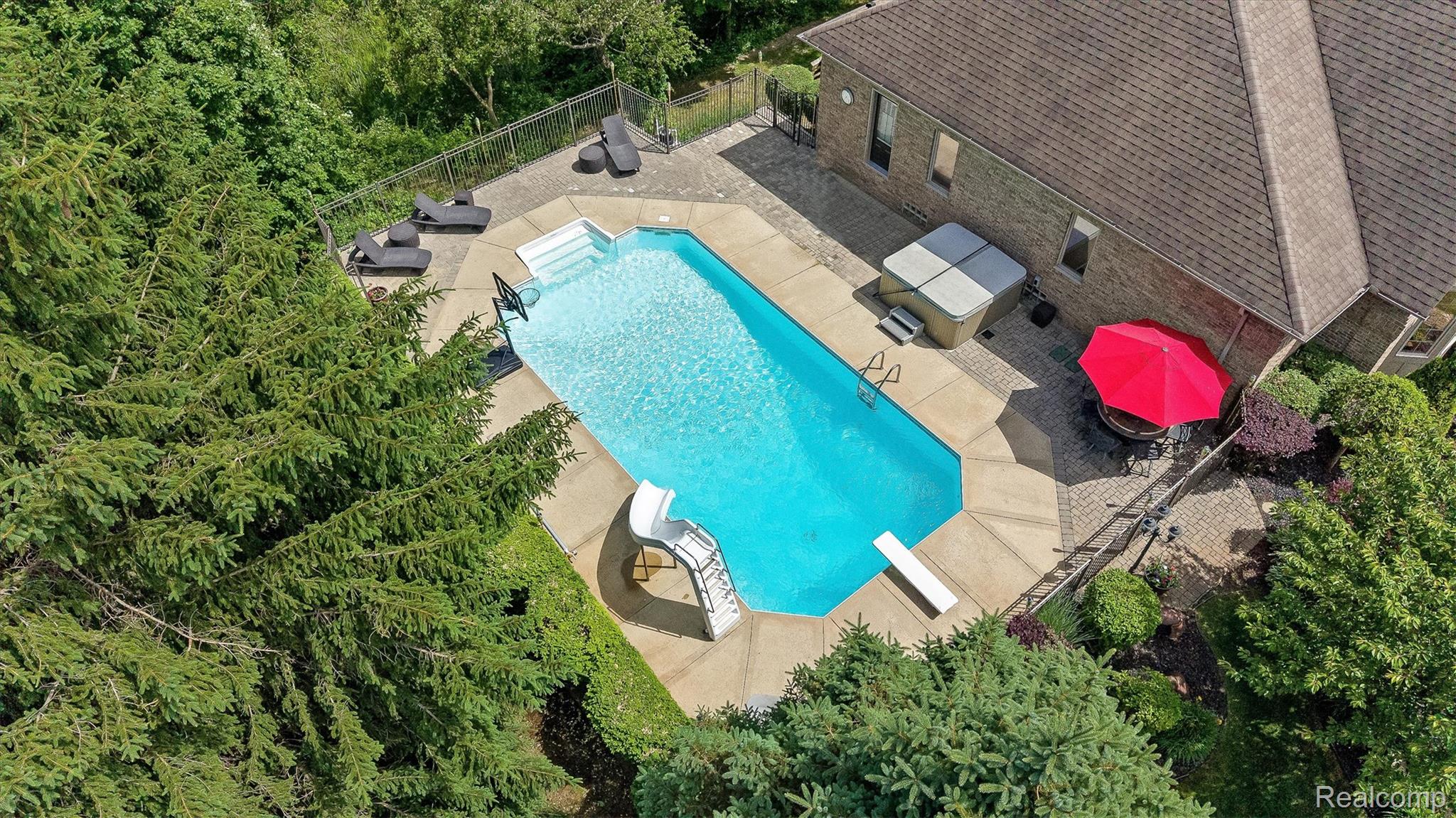 68960 Silver Fox Lane