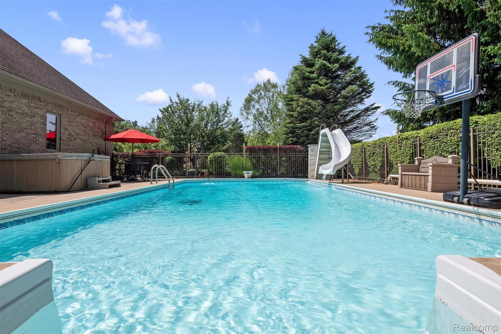 68960 Silver Fox Lane