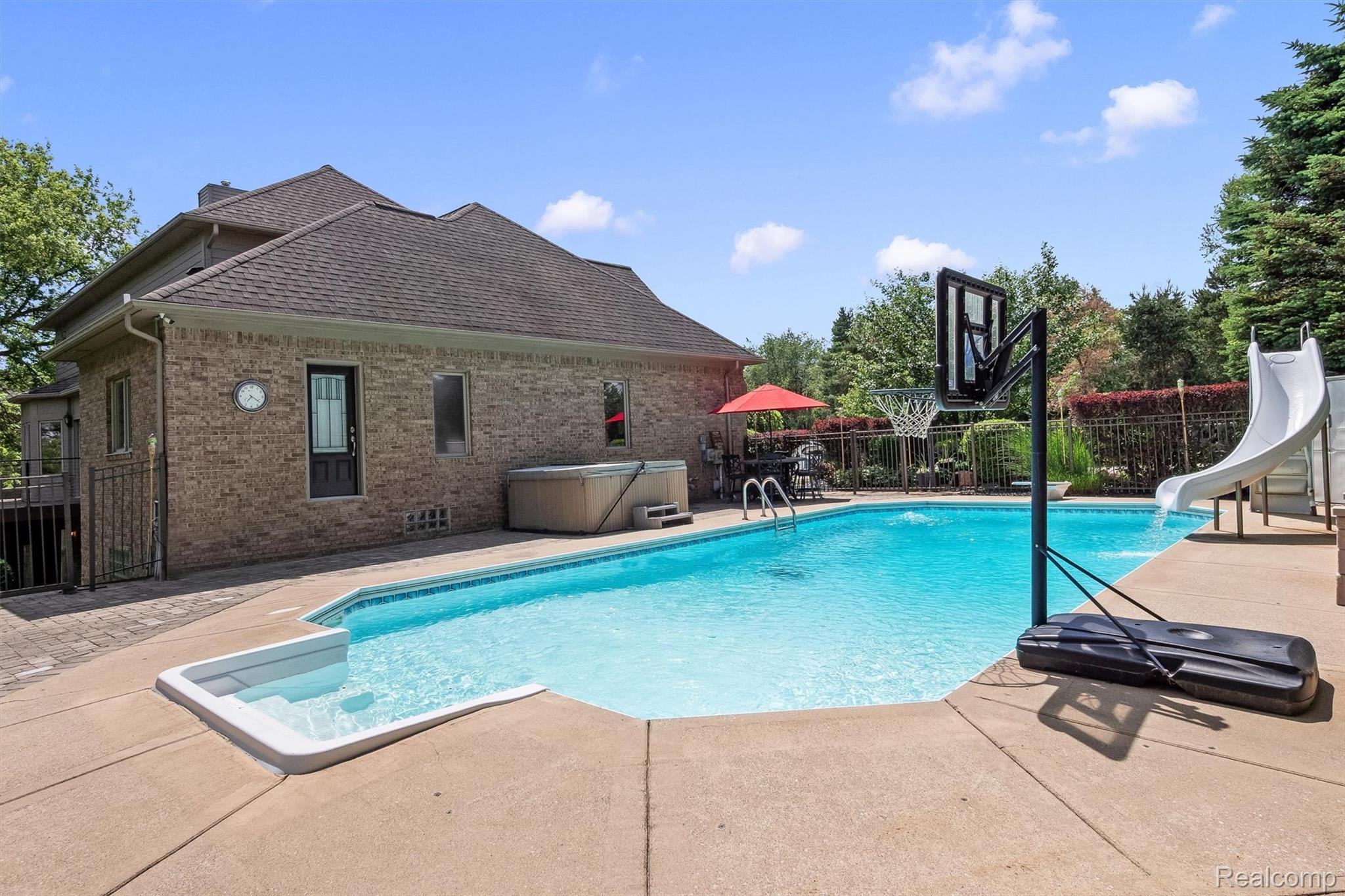 68960 Silver Fox Lane