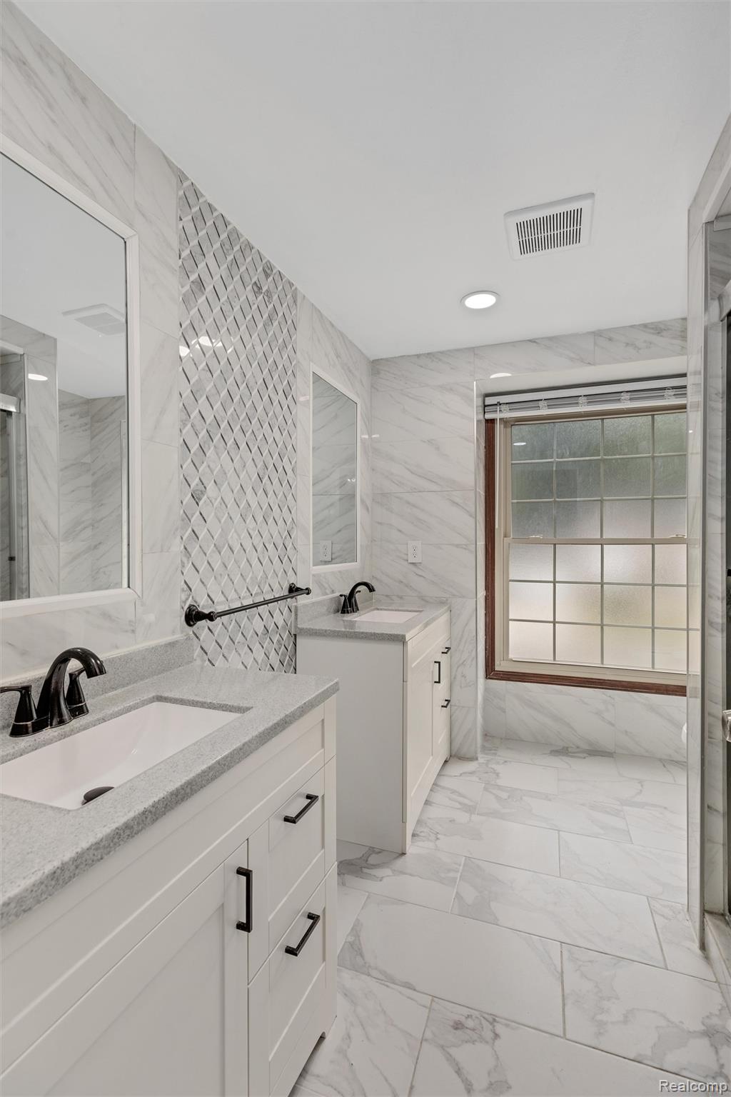 450 Timberline Drive