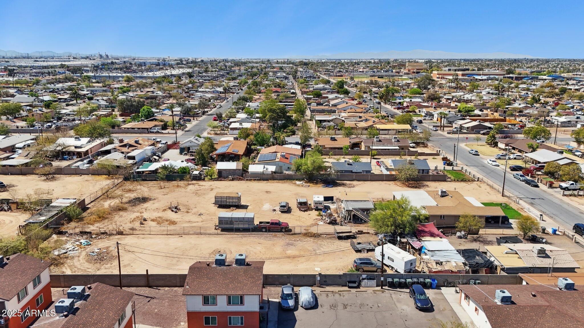 3033 W FILLMORE Street, -