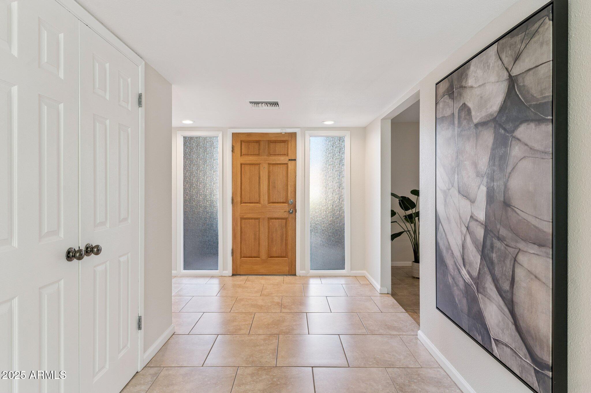 702 W MOON VALLEY Drive